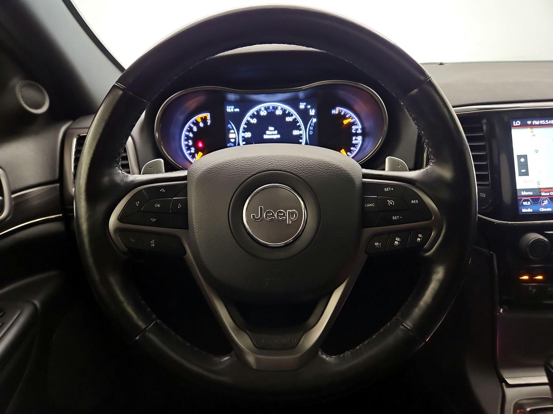 Thumbnail: 2020 Jeep Grand Cherokee - 10