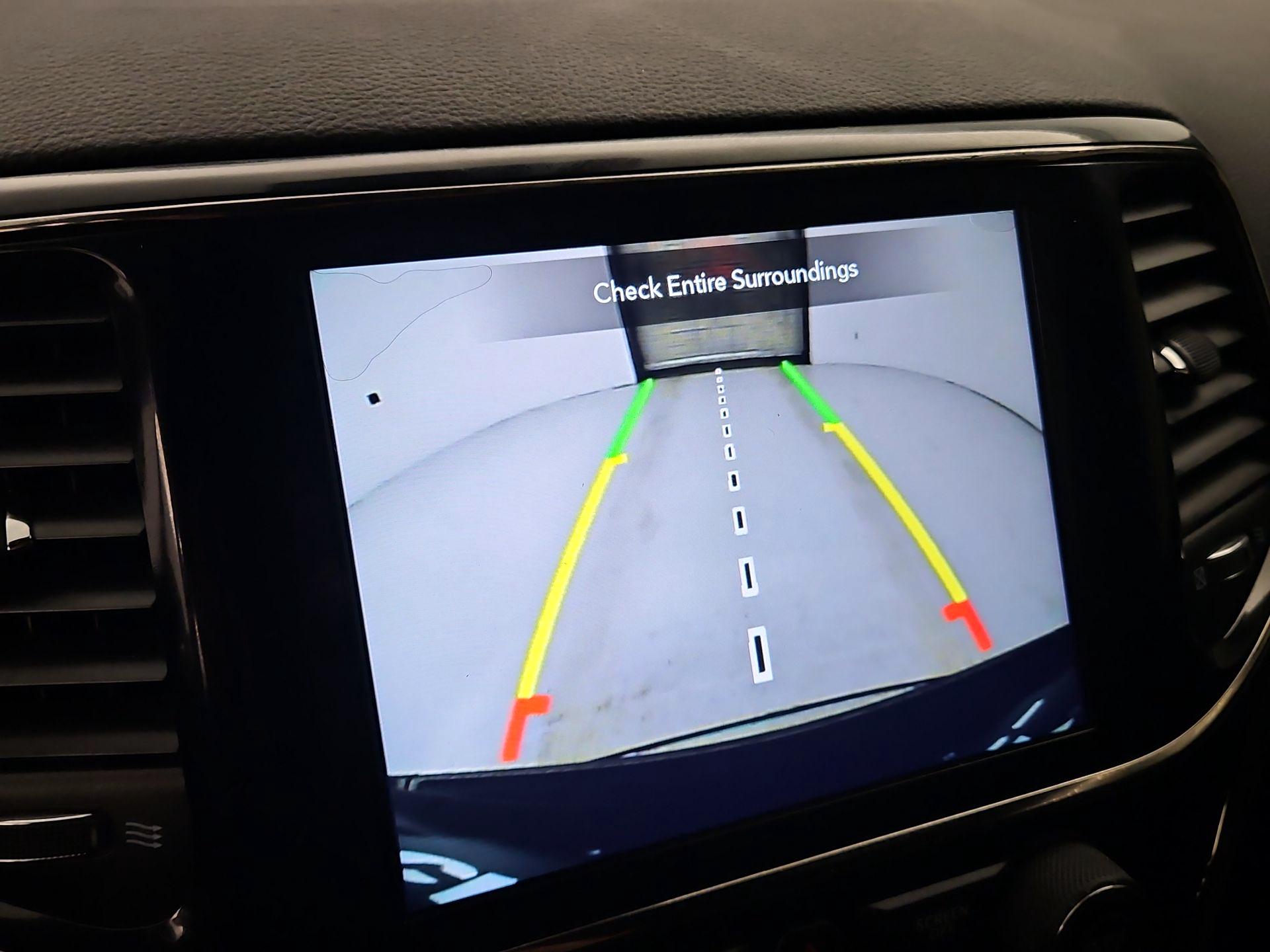 Thumbnail: 2020 Jeep Grand Cherokee - 15