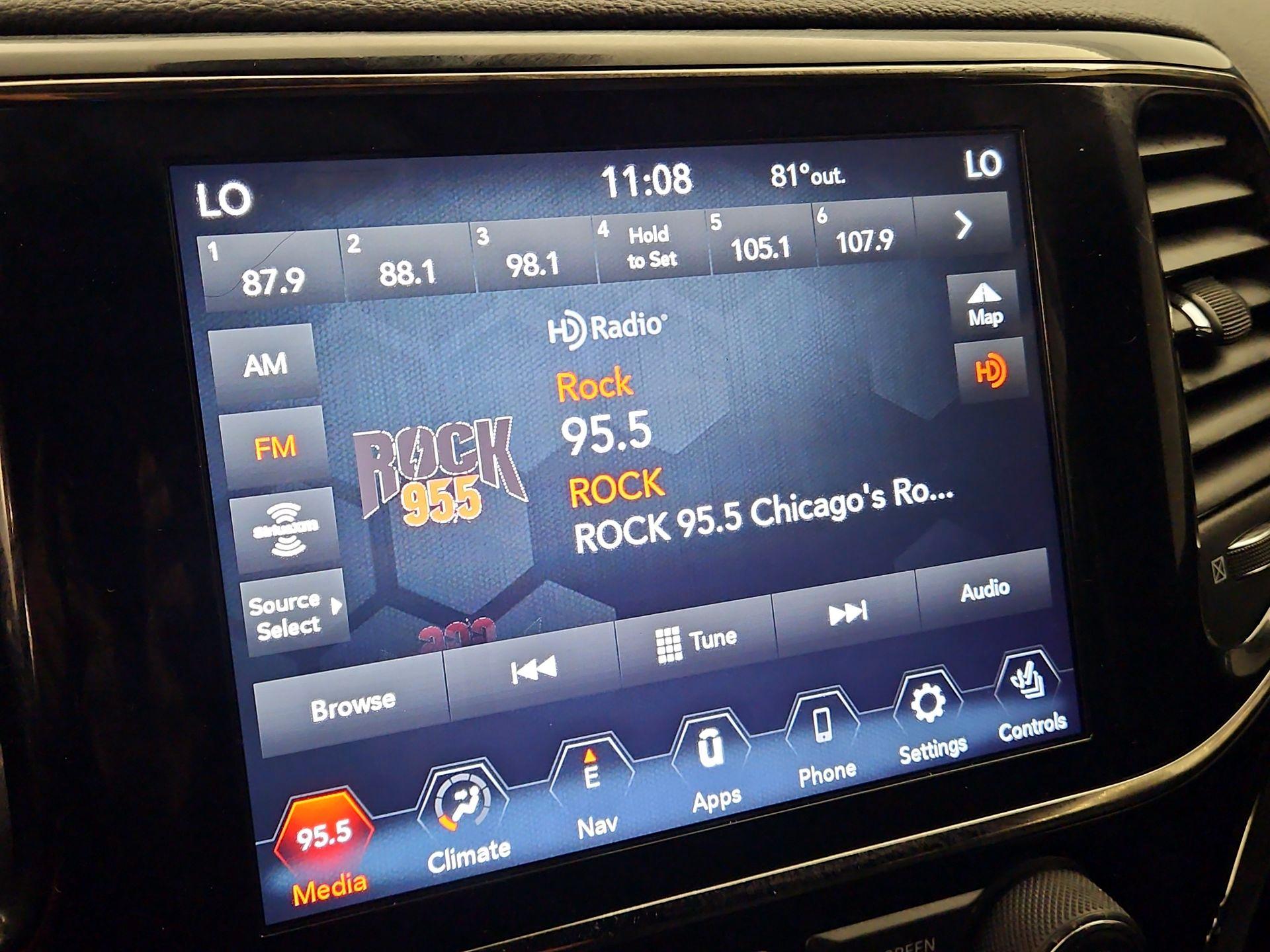 Thumbnail: 2020 Jeep Grand Cherokee - 16