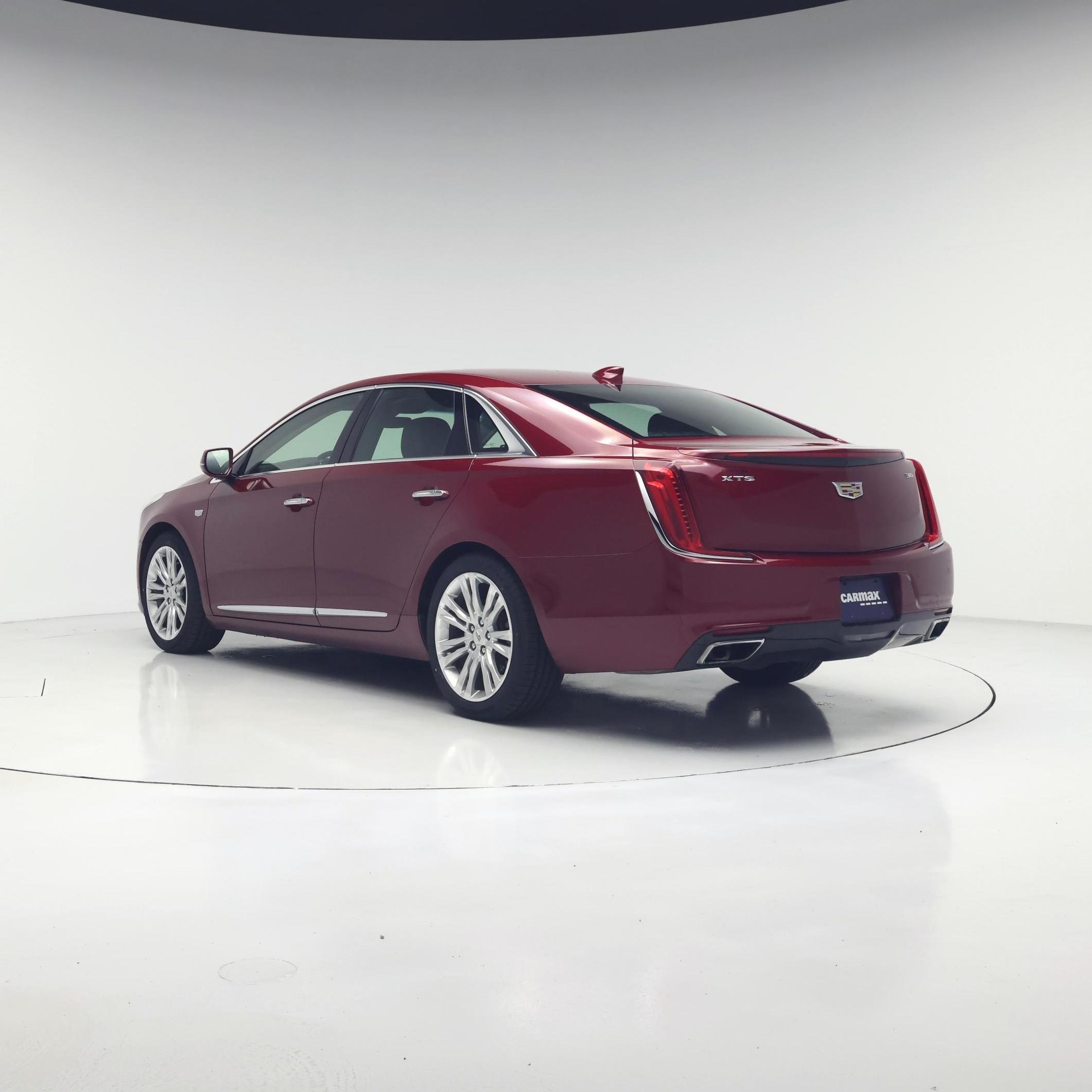 Thumbnail: 2019 Cadillac XTS - 2
