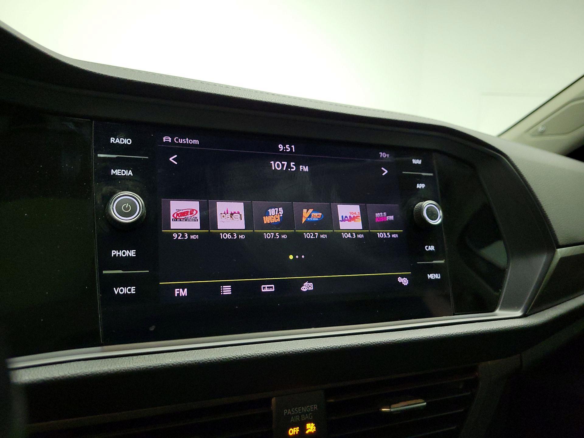 Thumbnail: 2019 Volkswagen Jetta - 14