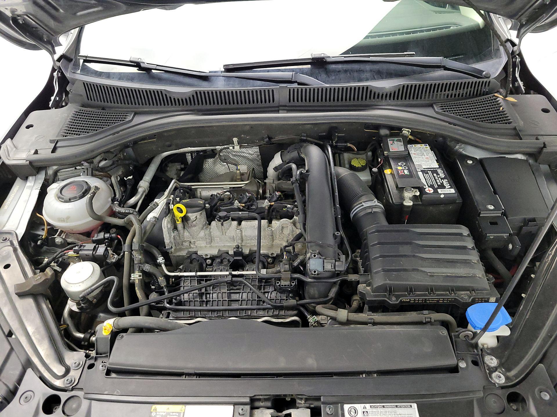 Thumbnail: 2019 Volkswagen Jetta - 20