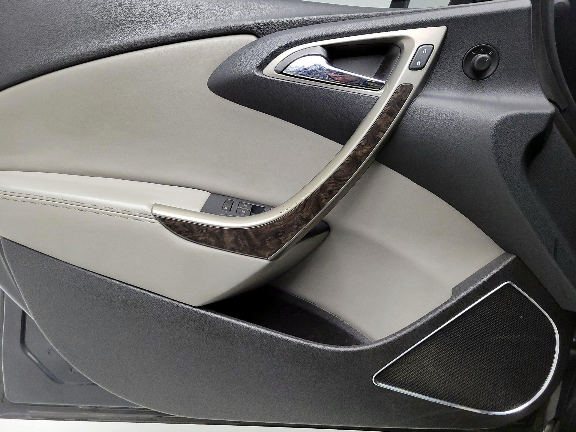 Thumbnail: 2015 Buick Verano - 12