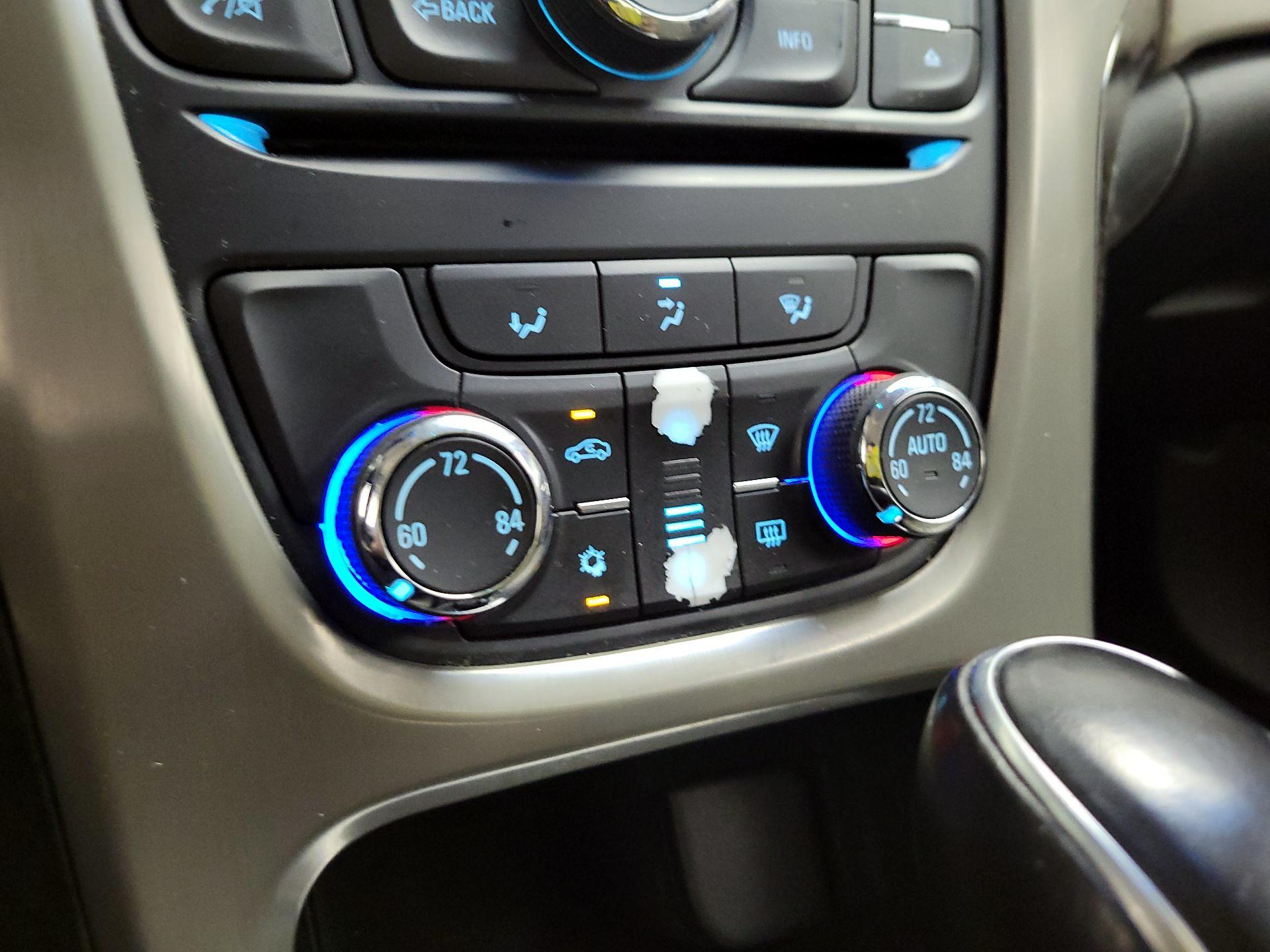 Thumbnail: 2015 Buick Verano - 14
