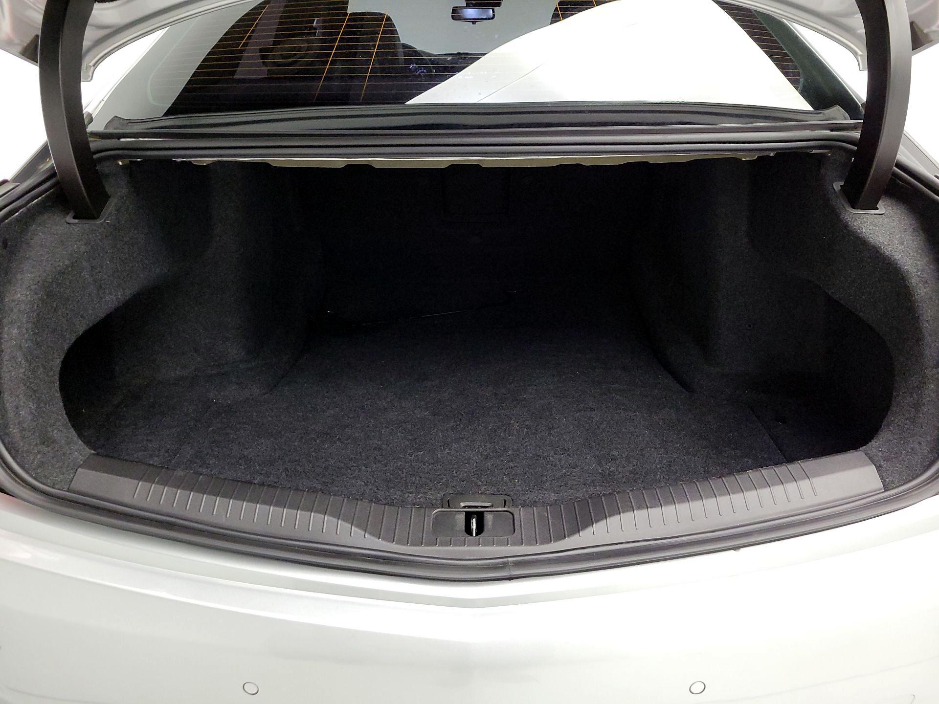 Thumbnail: 2017 Cadillac CT6 - 16