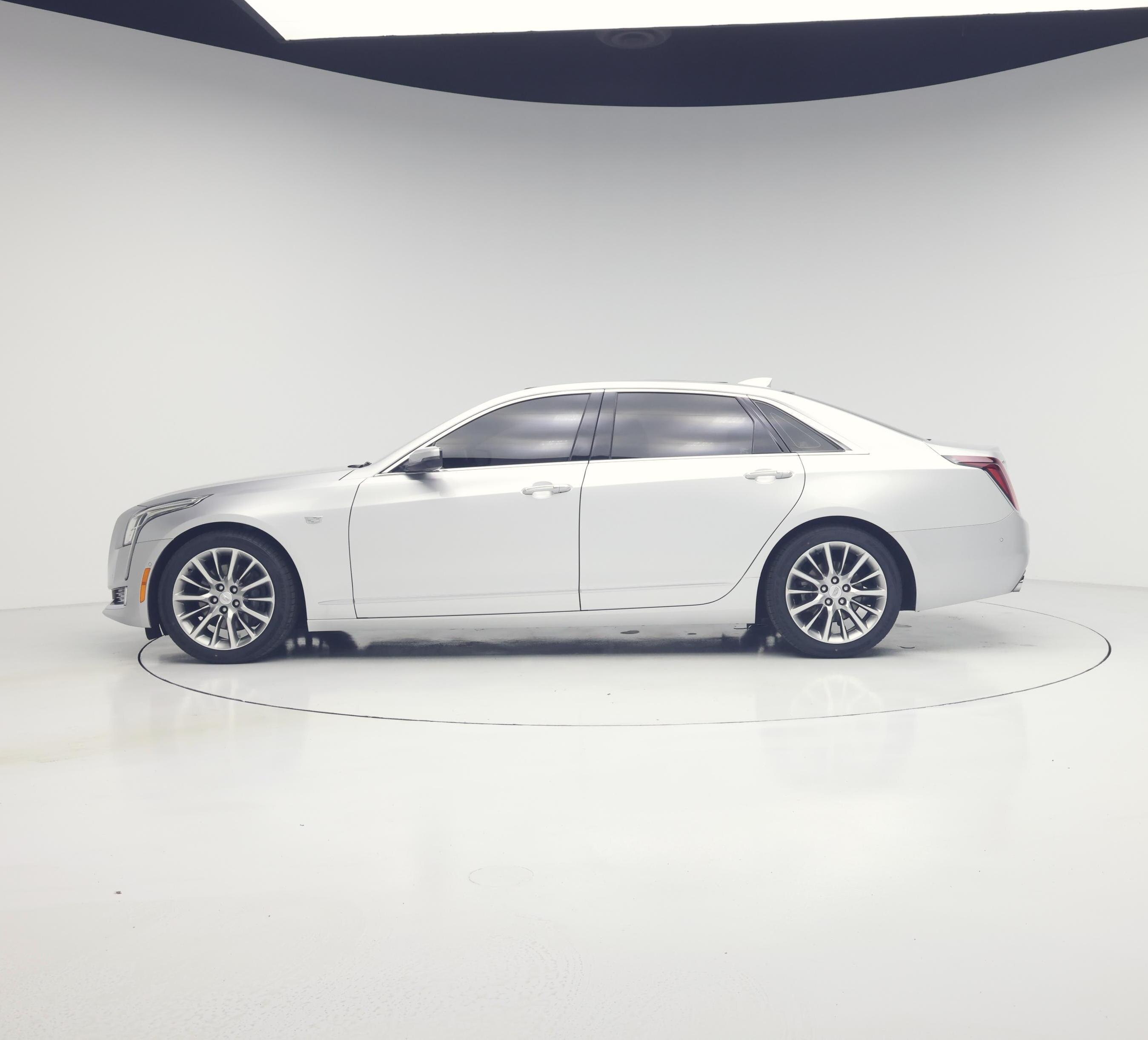 Thumbnail: 2017 Cadillac CT6 - 3