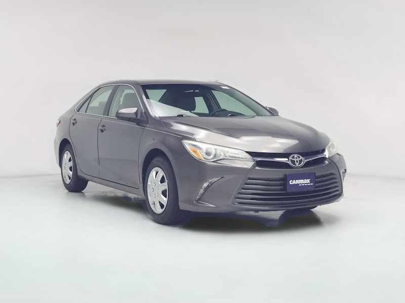 2015 Toyota Camry LE -
                  Naperville, IL
