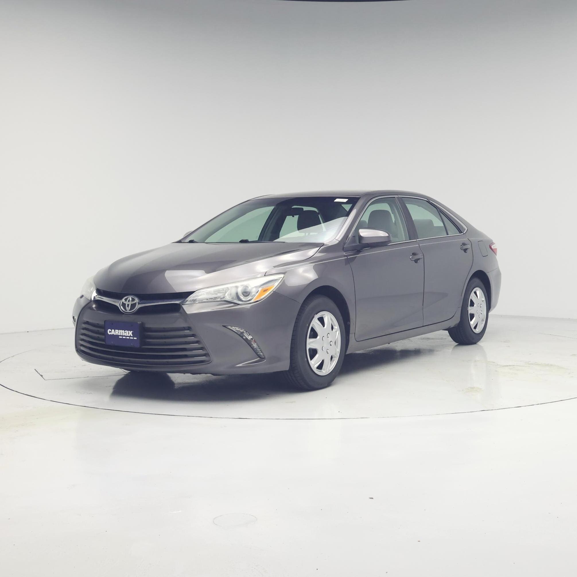 Thumbnail: 2015 Toyota Camry - 4