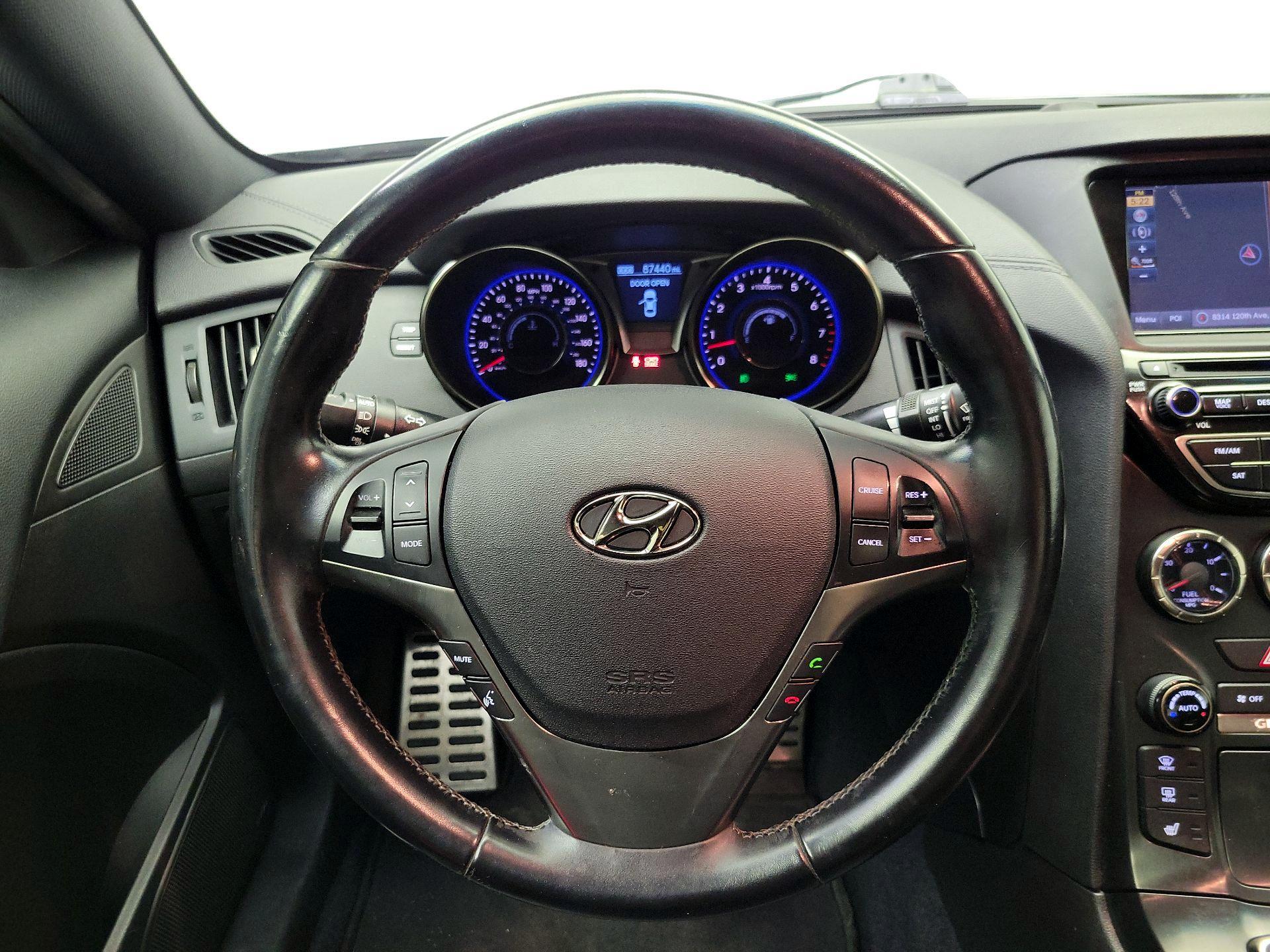 Thumbnail: 2015 Hyundai Genesis - 10