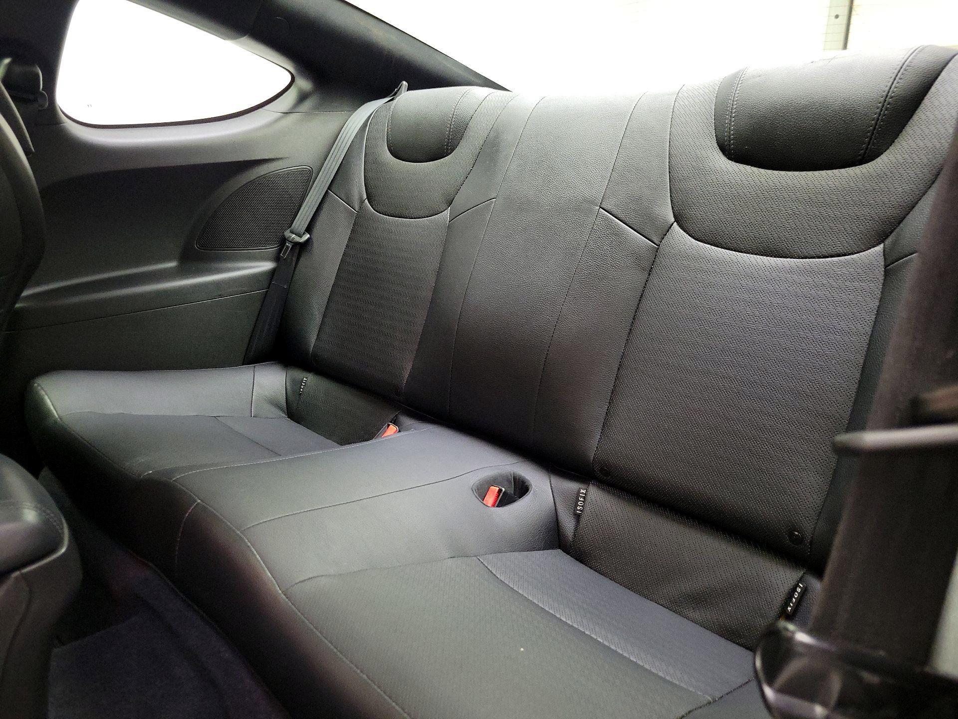 Thumbnail: 2015 Hyundai Genesis - 20