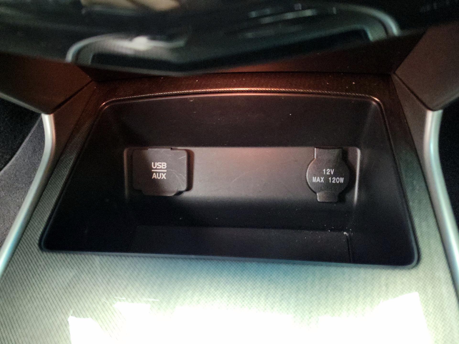 Thumbnail: 2015 Nissan Altima - 18
