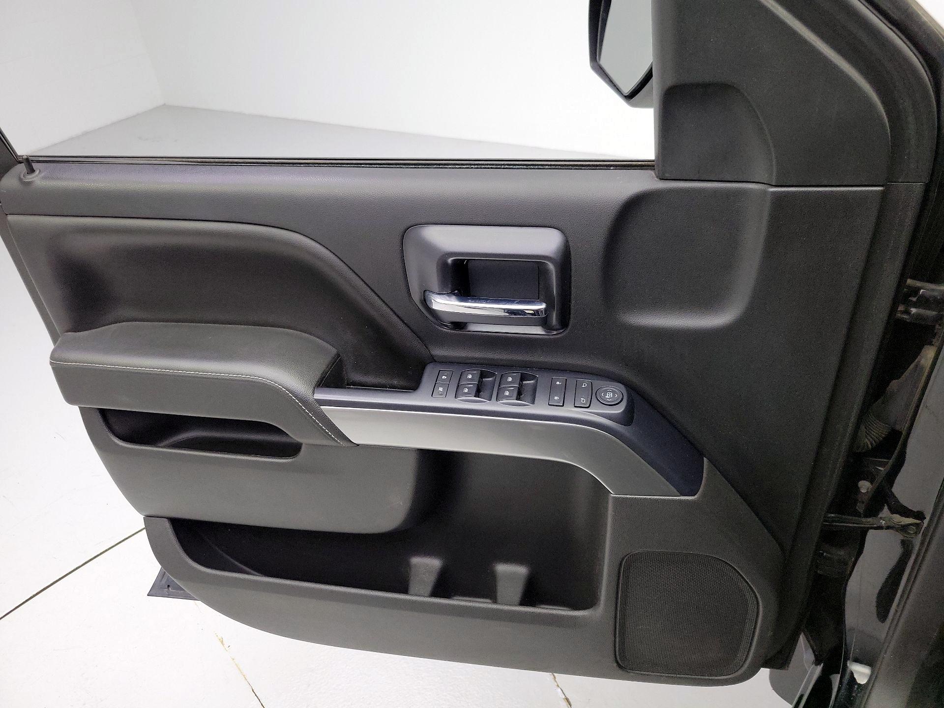 Thumbnail: 2016 Chevrolet Silverado 1500 - 12