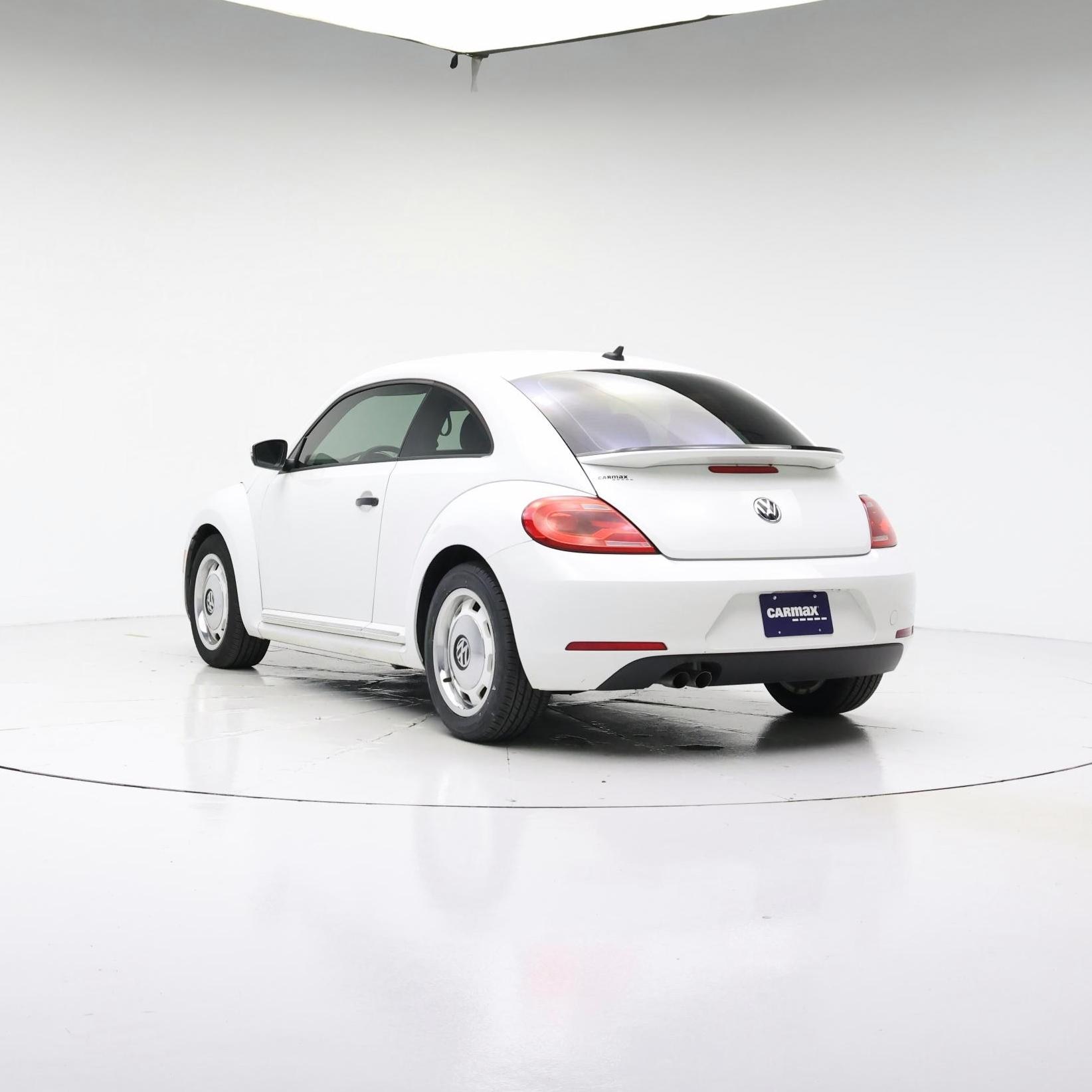 Thumbnail: 2015 Volkswagen Beetle - 2