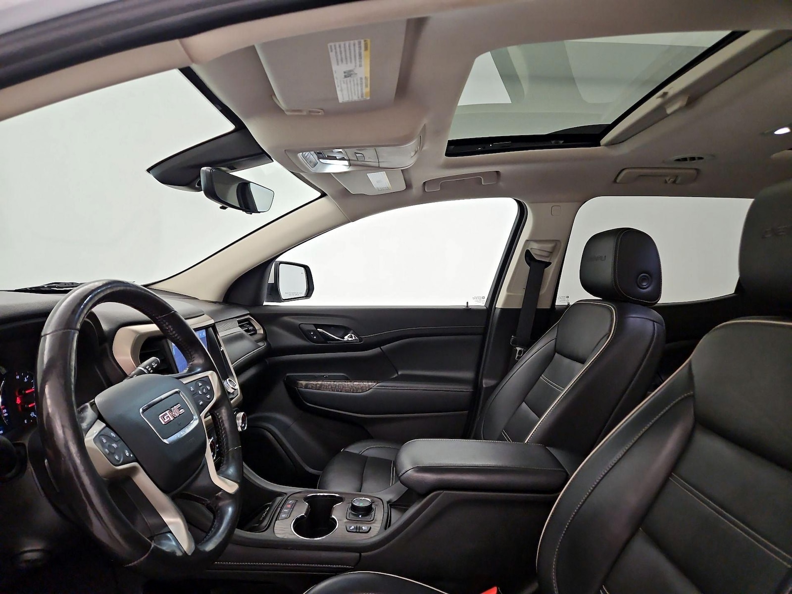 2021 GMC Acadia Denali - Photo 21