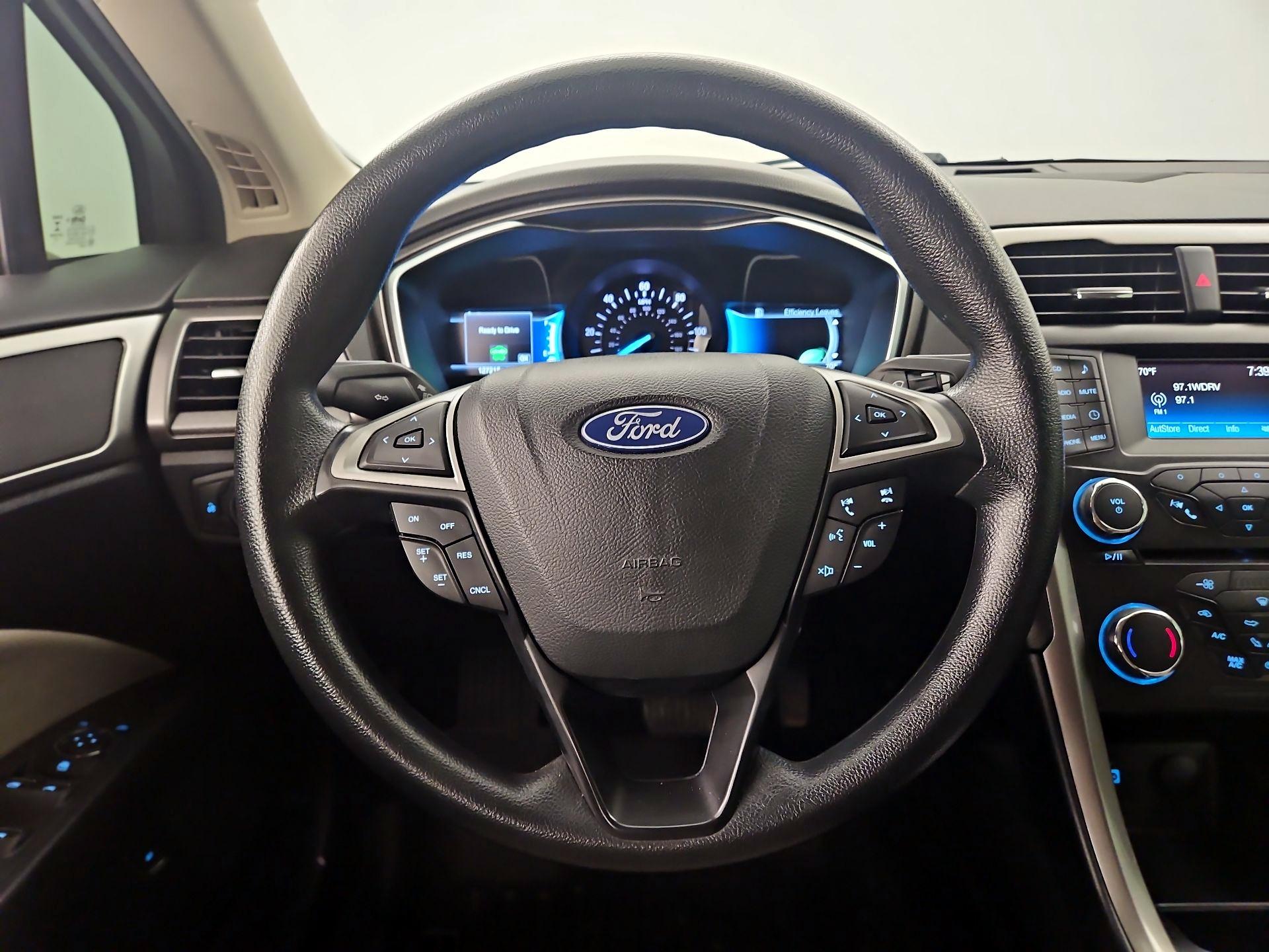 Thumbnail: 2018 Ford Fusion - 10
