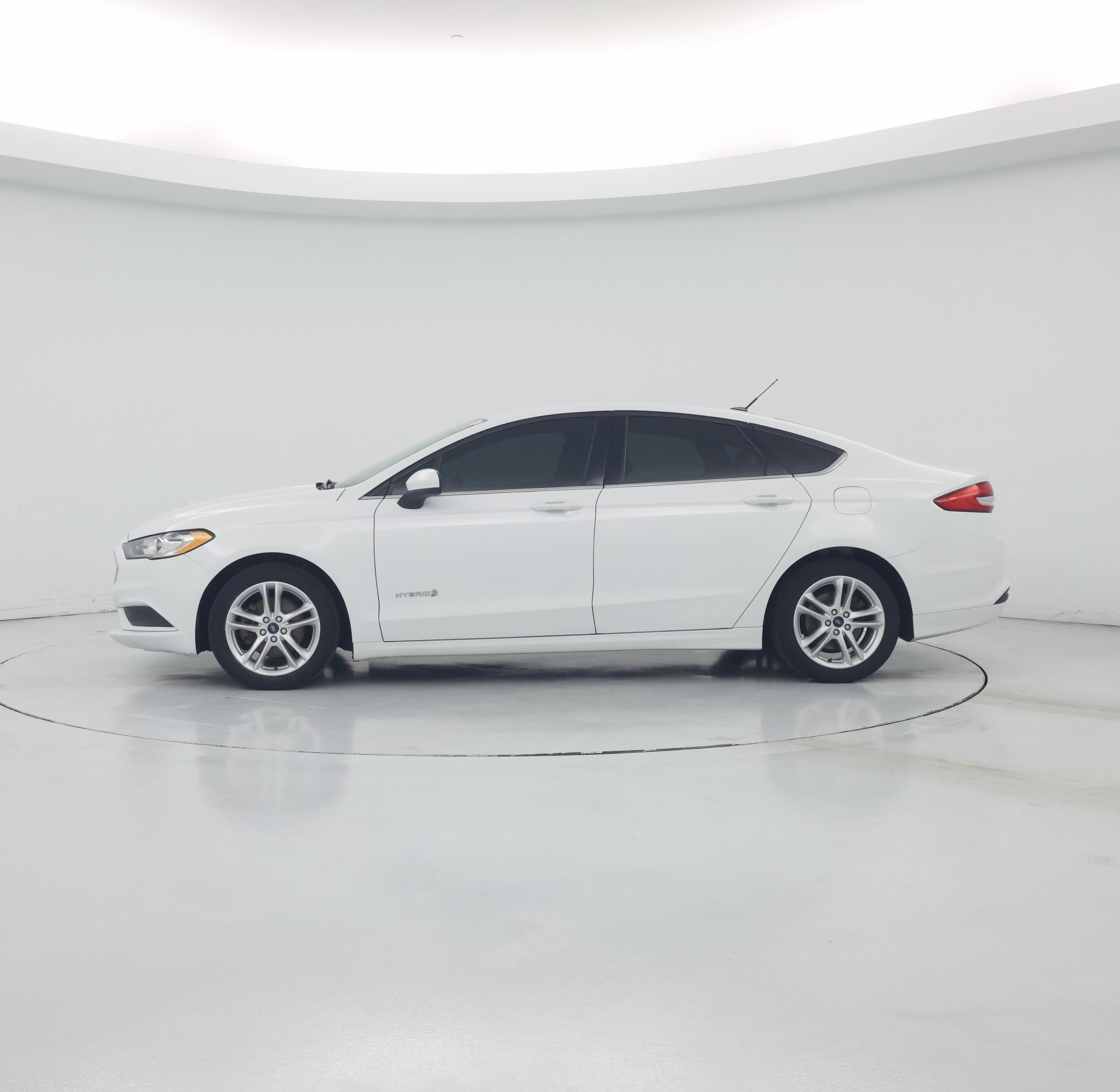 Thumbnail: 2018 Ford Fusion - 3