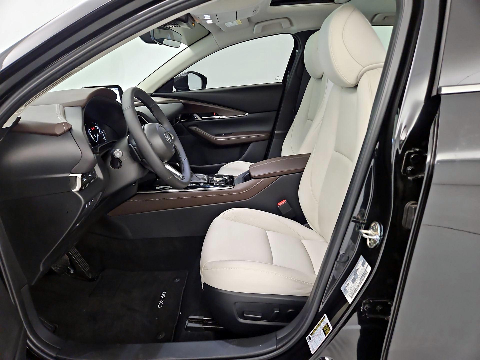 Thumbnail: 2025 Mazda CX-30 - 11