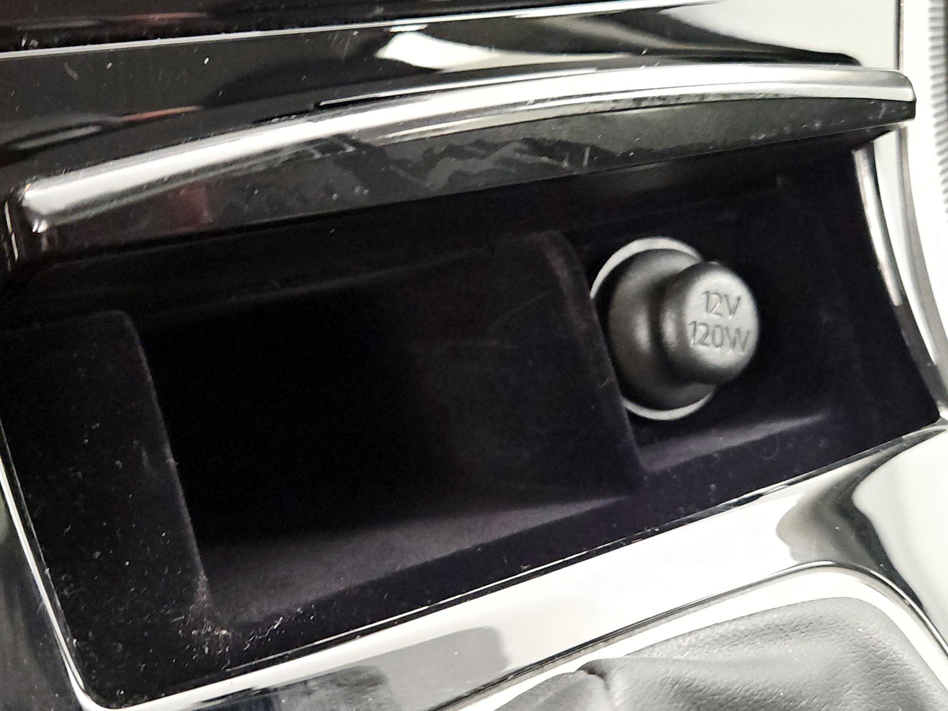 Thumbnail: 2019 INFINITI Q50 - 19