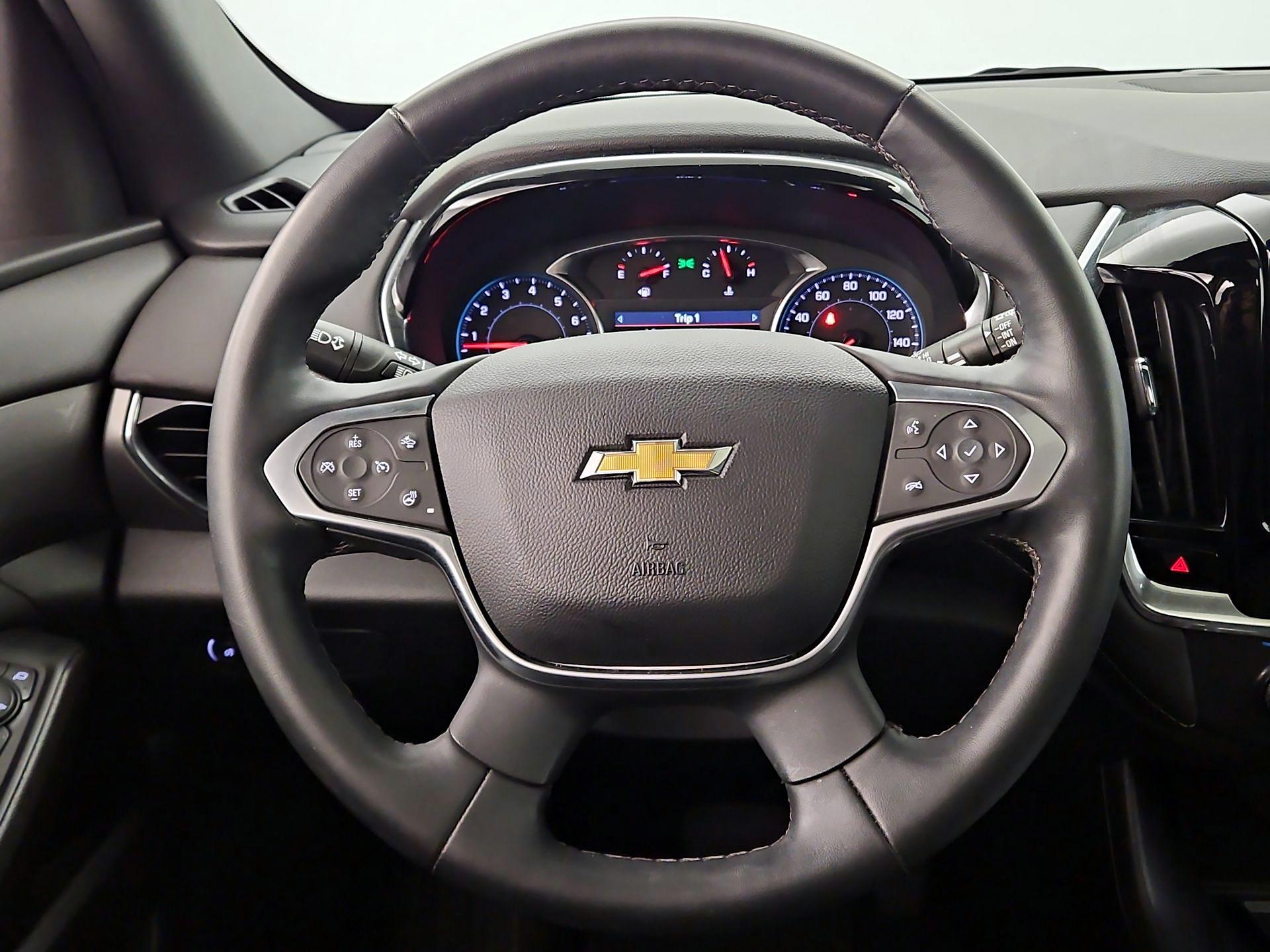 Thumbnail: 2023 Chevrolet Traverse - 10