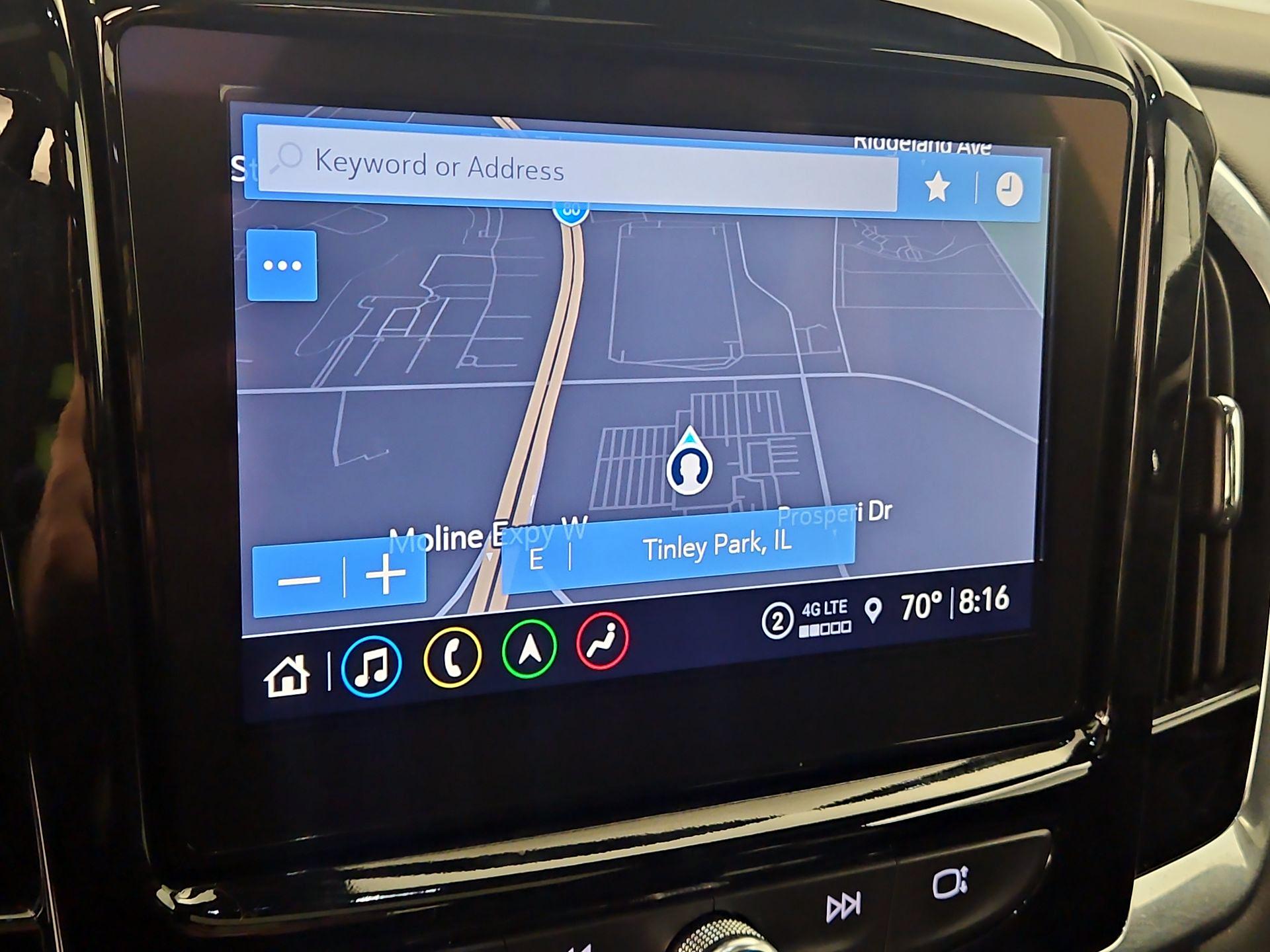 Thumbnail: 2023 Chevrolet Traverse - 14