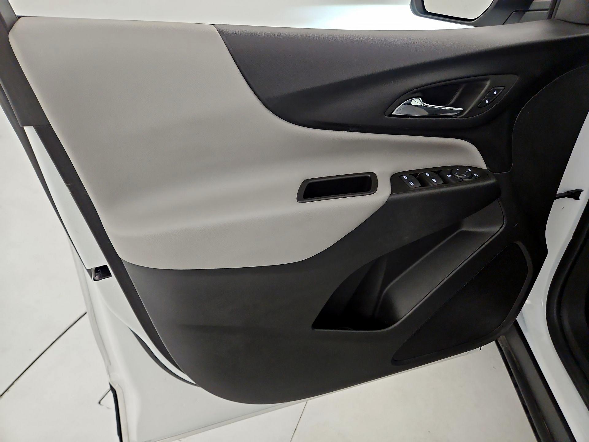 Thumbnail: 2023 Chevrolet Equinox - 12