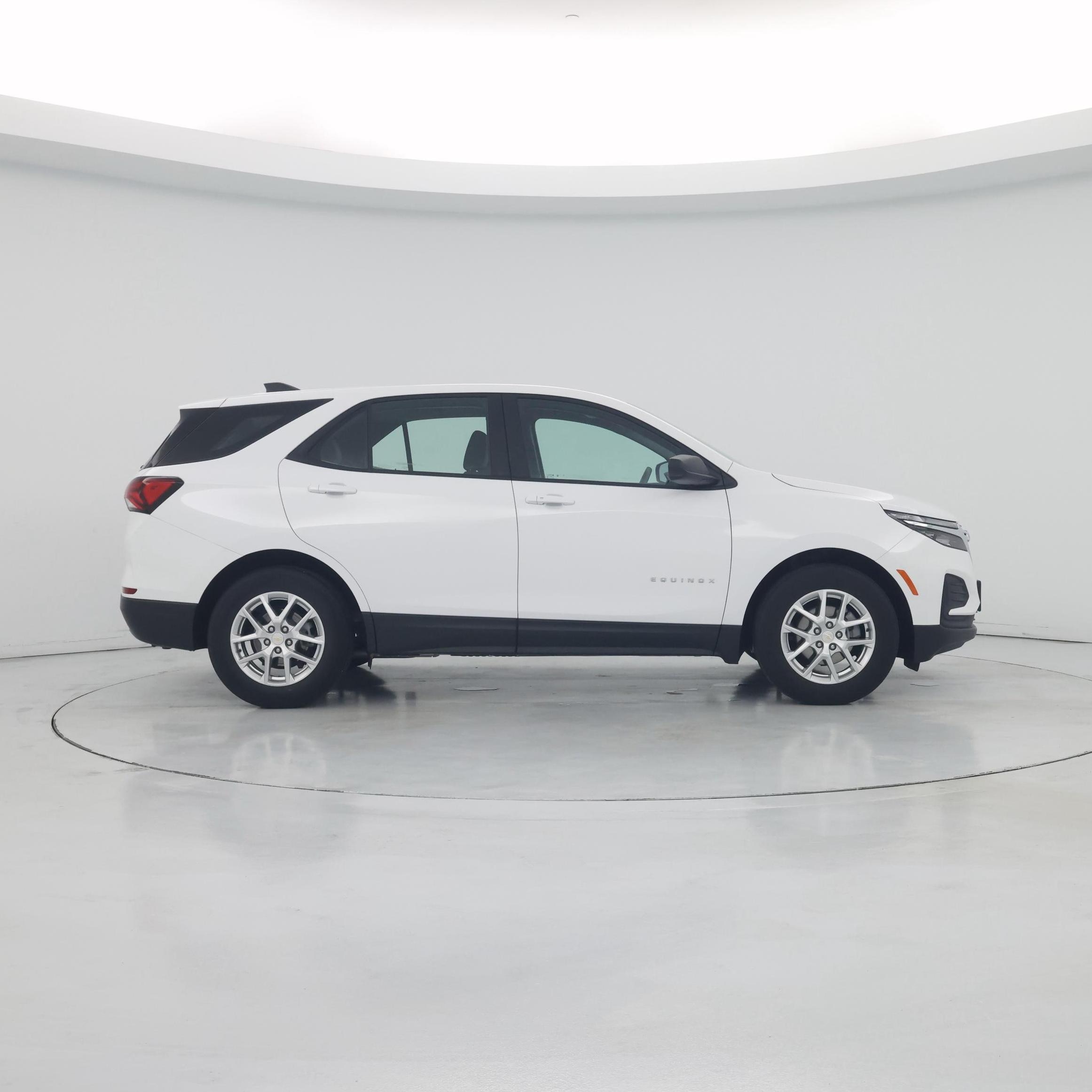 Thumbnail: 2023 Chevrolet Equinox - 7
