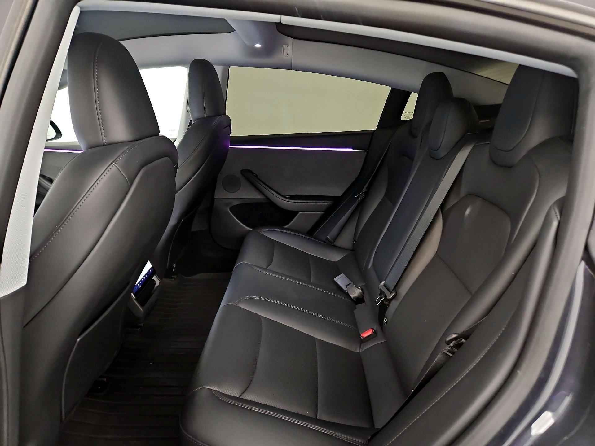 Thumbnail: 2025 Tesla Model 3 - 19