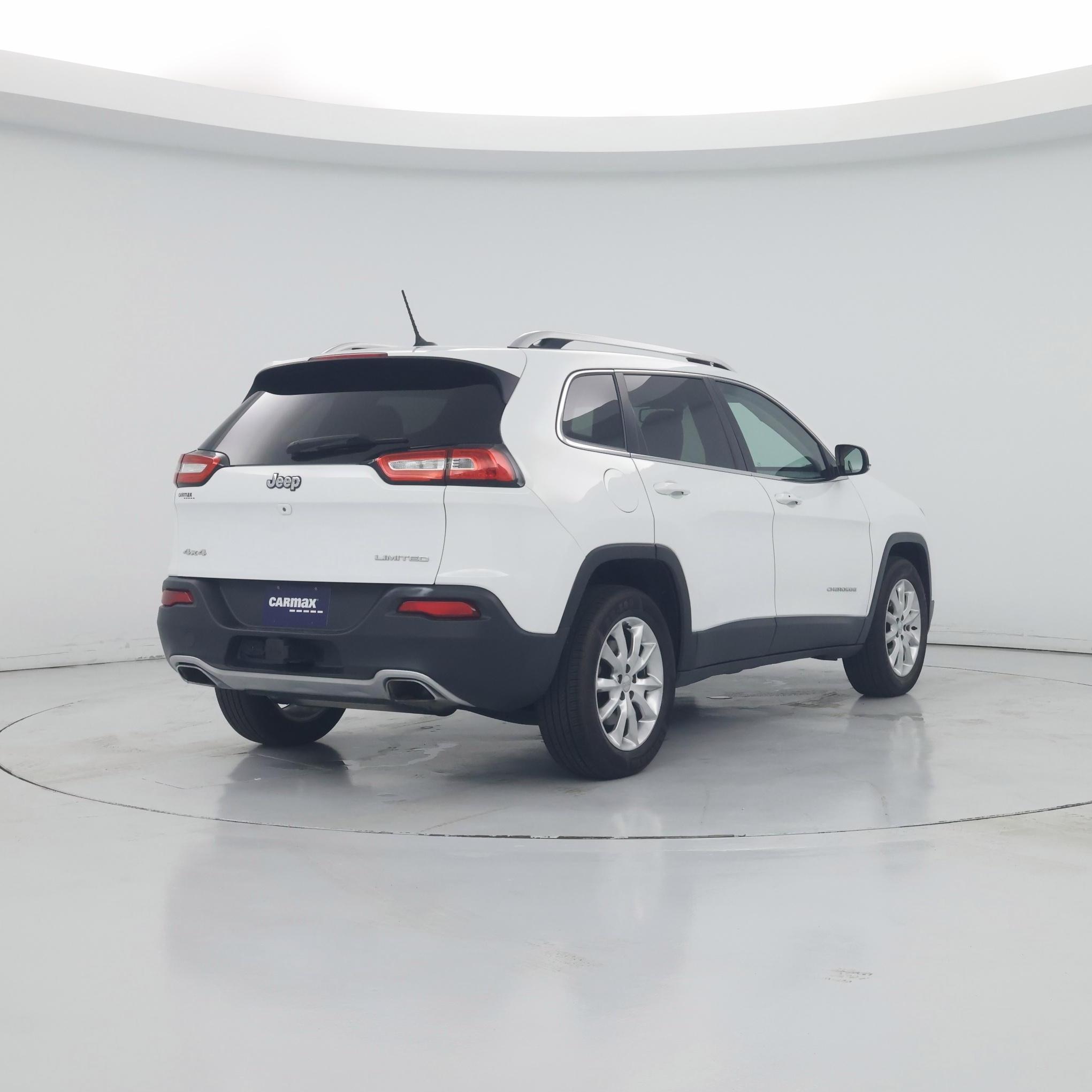 Thumbnail: 2015 Jeep Cherokee - 8