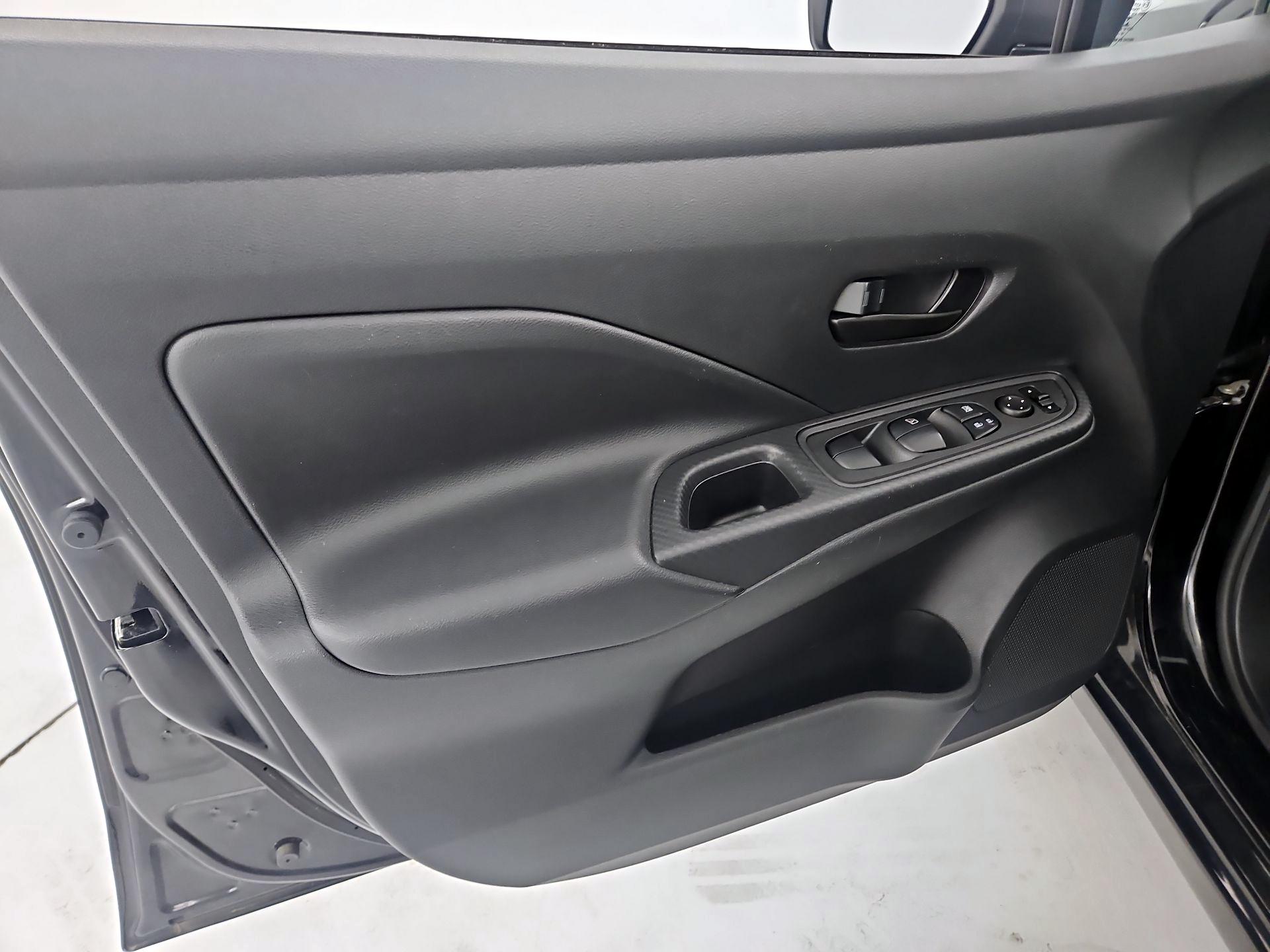 Thumbnail: 2020 Nissan Versa - 12