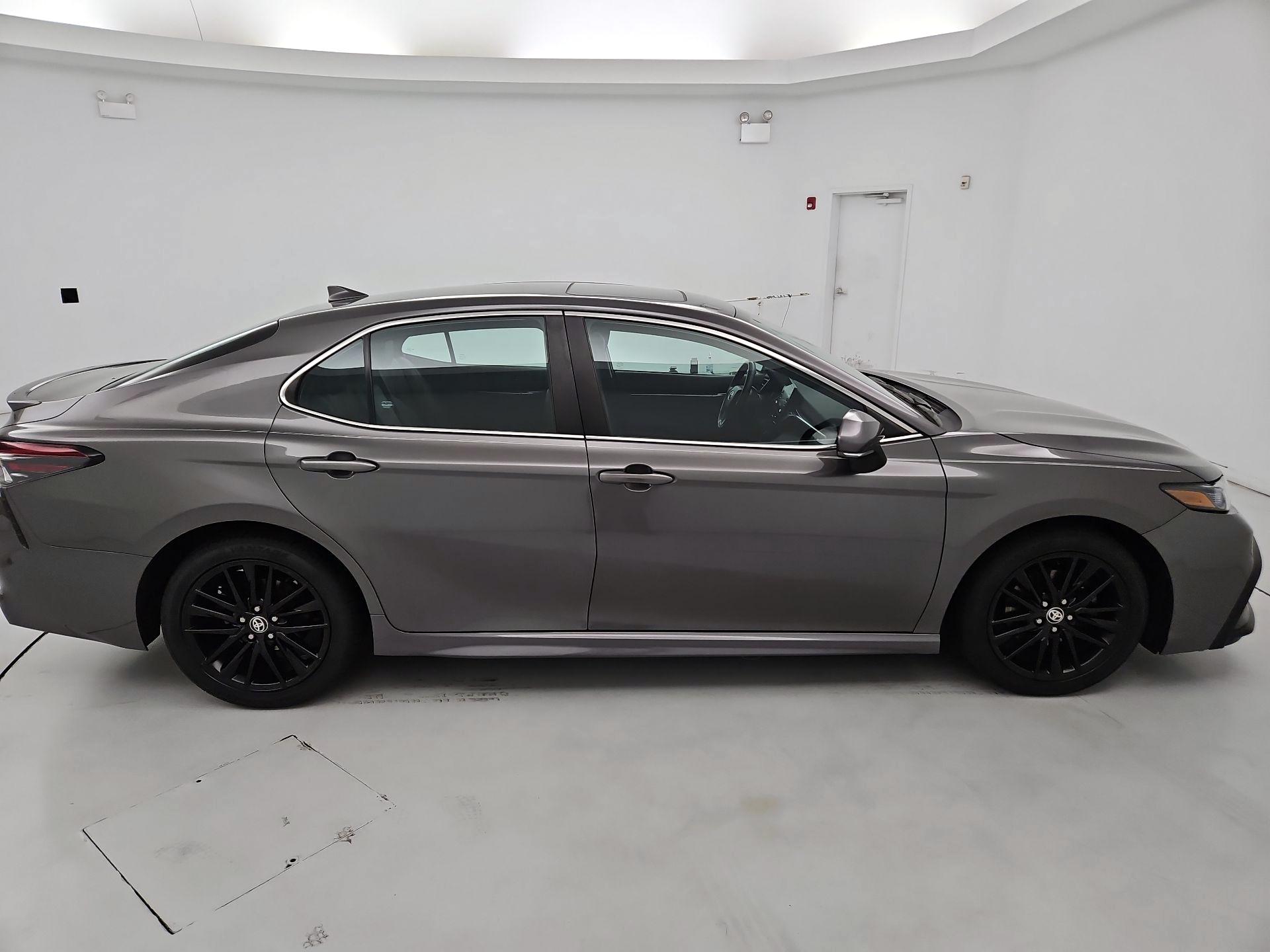 Thumbnail: 2021 Toyota Camry - 4