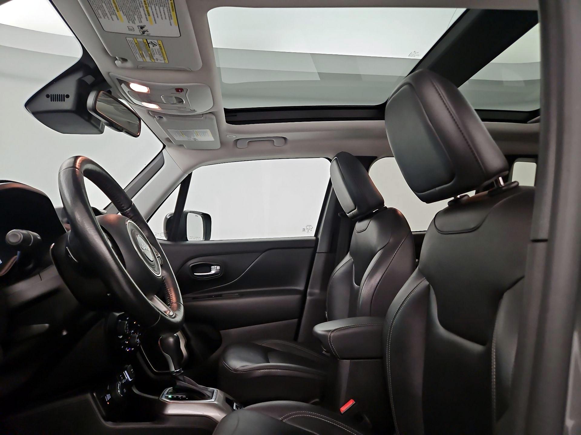 Thumbnail: 2022 Jeep Renegade - 18