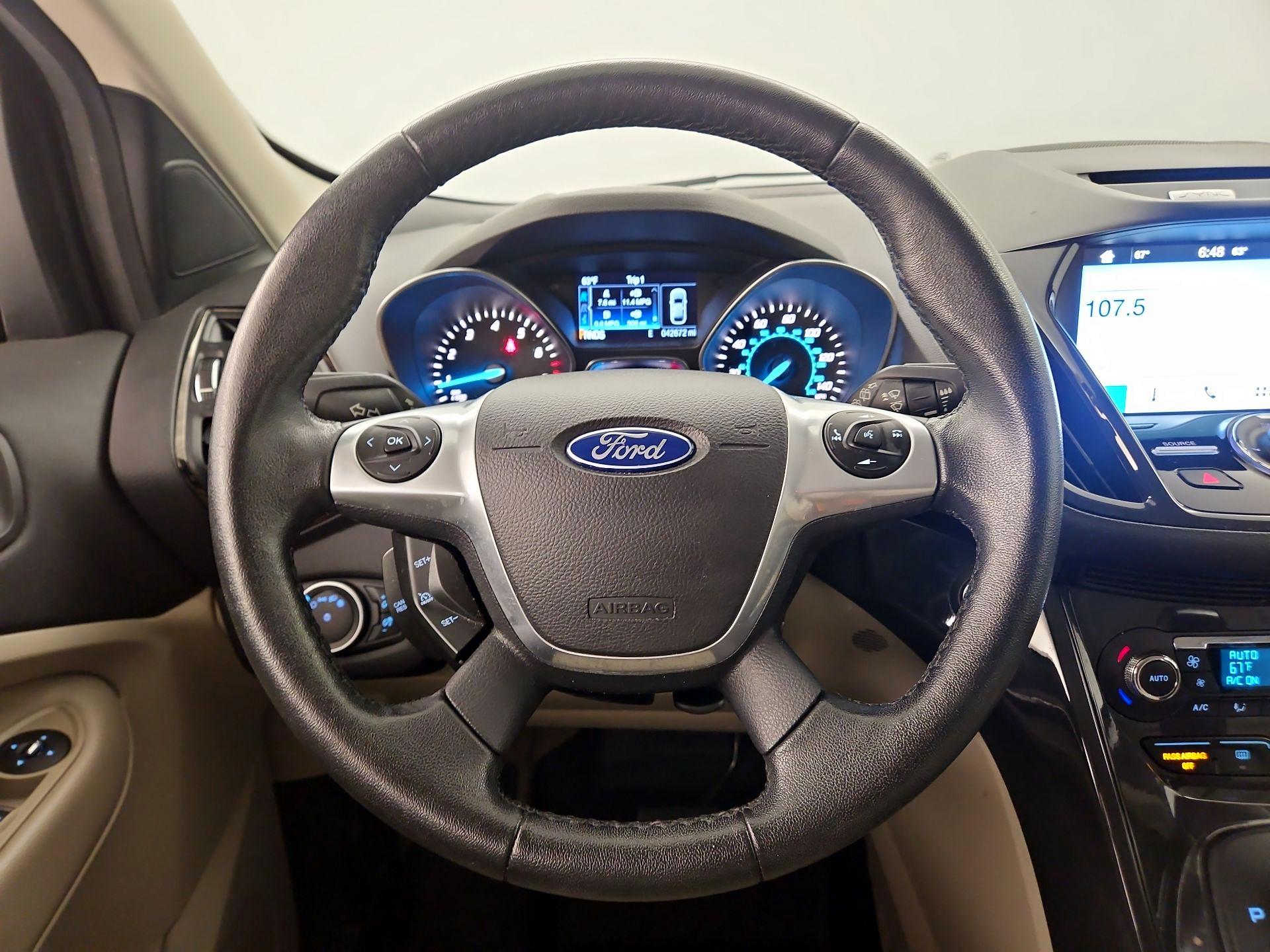 Thumbnail: 2016 Ford Escape - 10