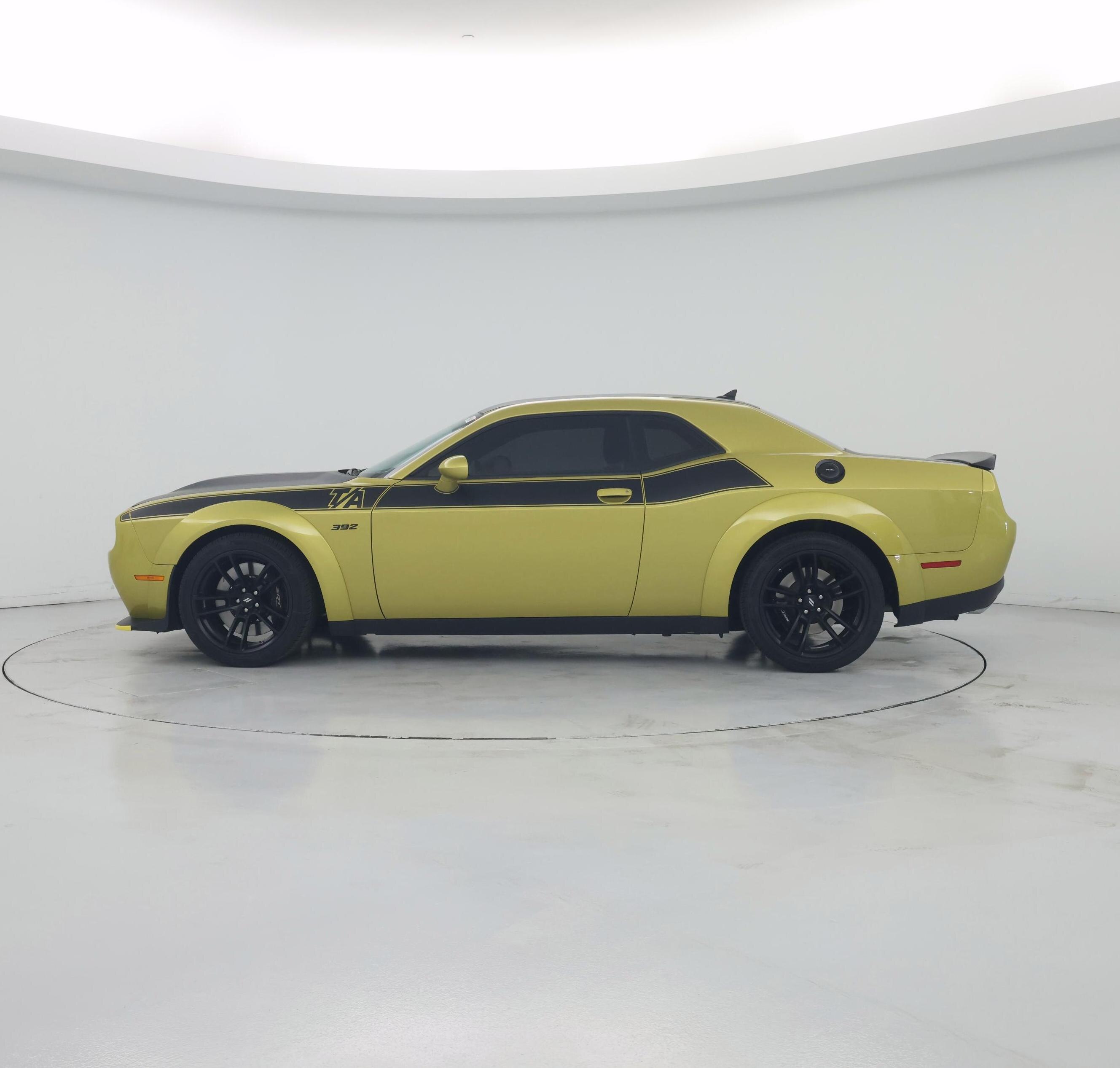 Thumbnail: 2021 Dodge Challenger - 3