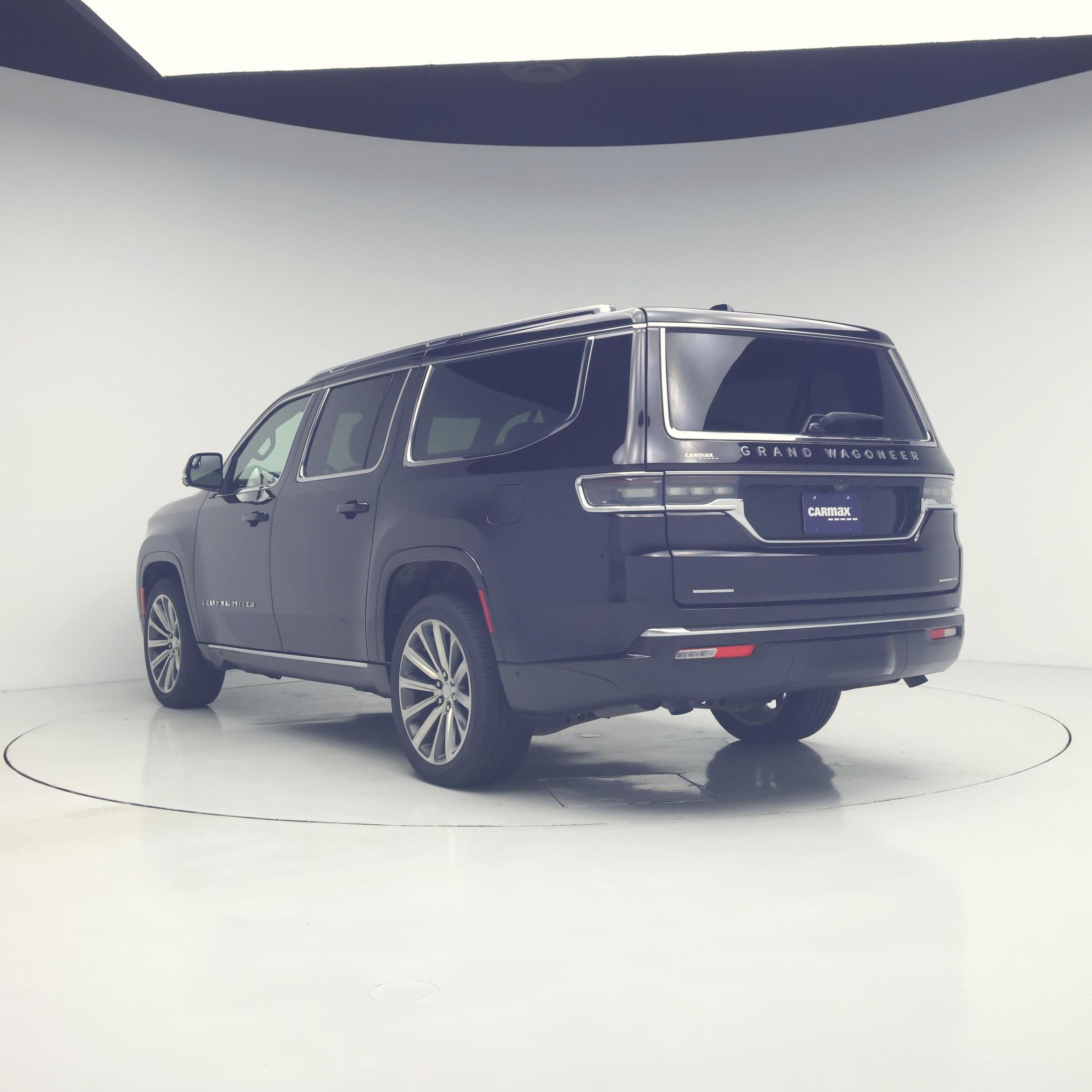 Thumbnail: 2023 Jeep Grand Wagoneer L - 2