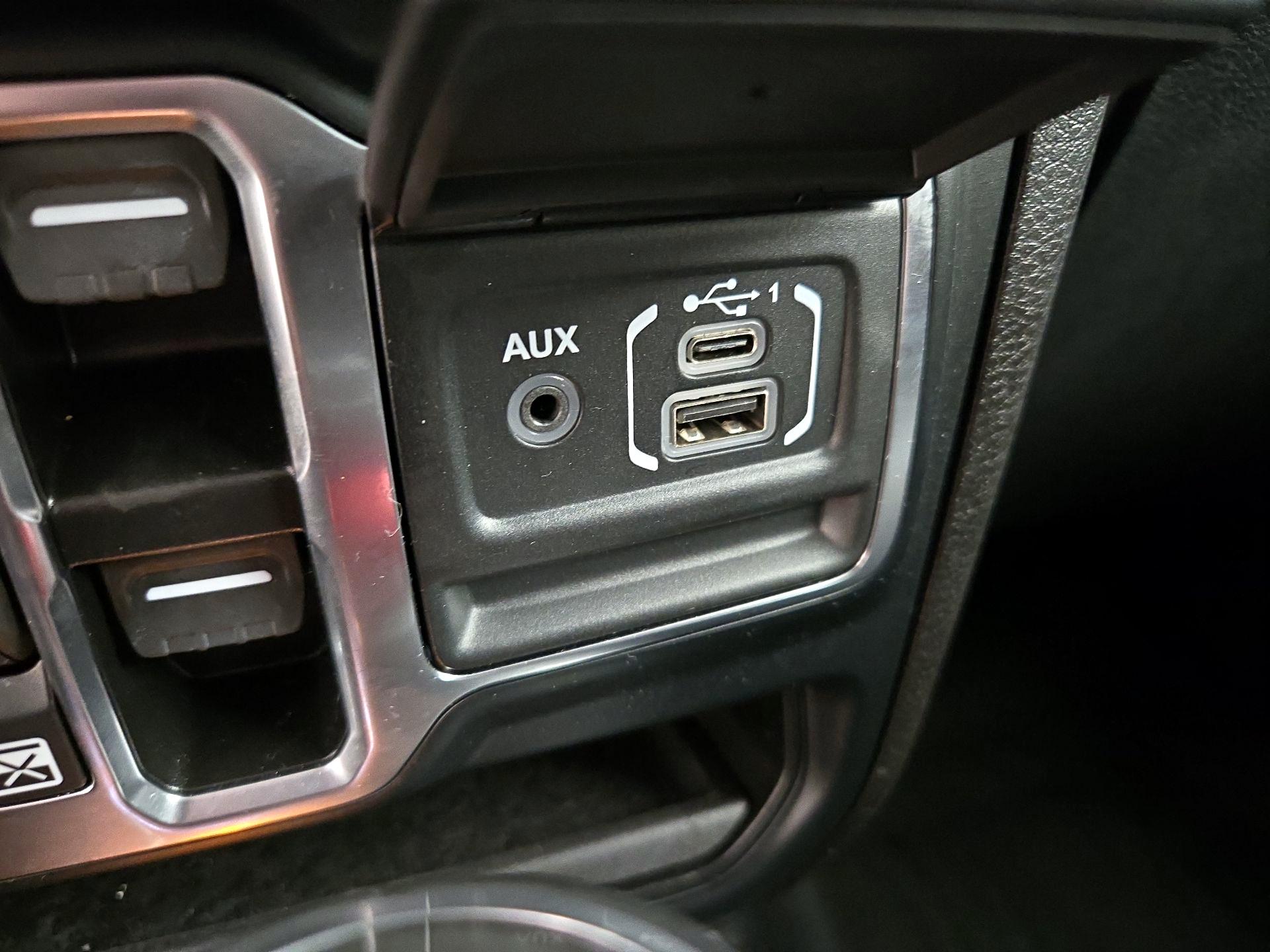 Thumbnail: 2024 Jeep Wrangler - 19