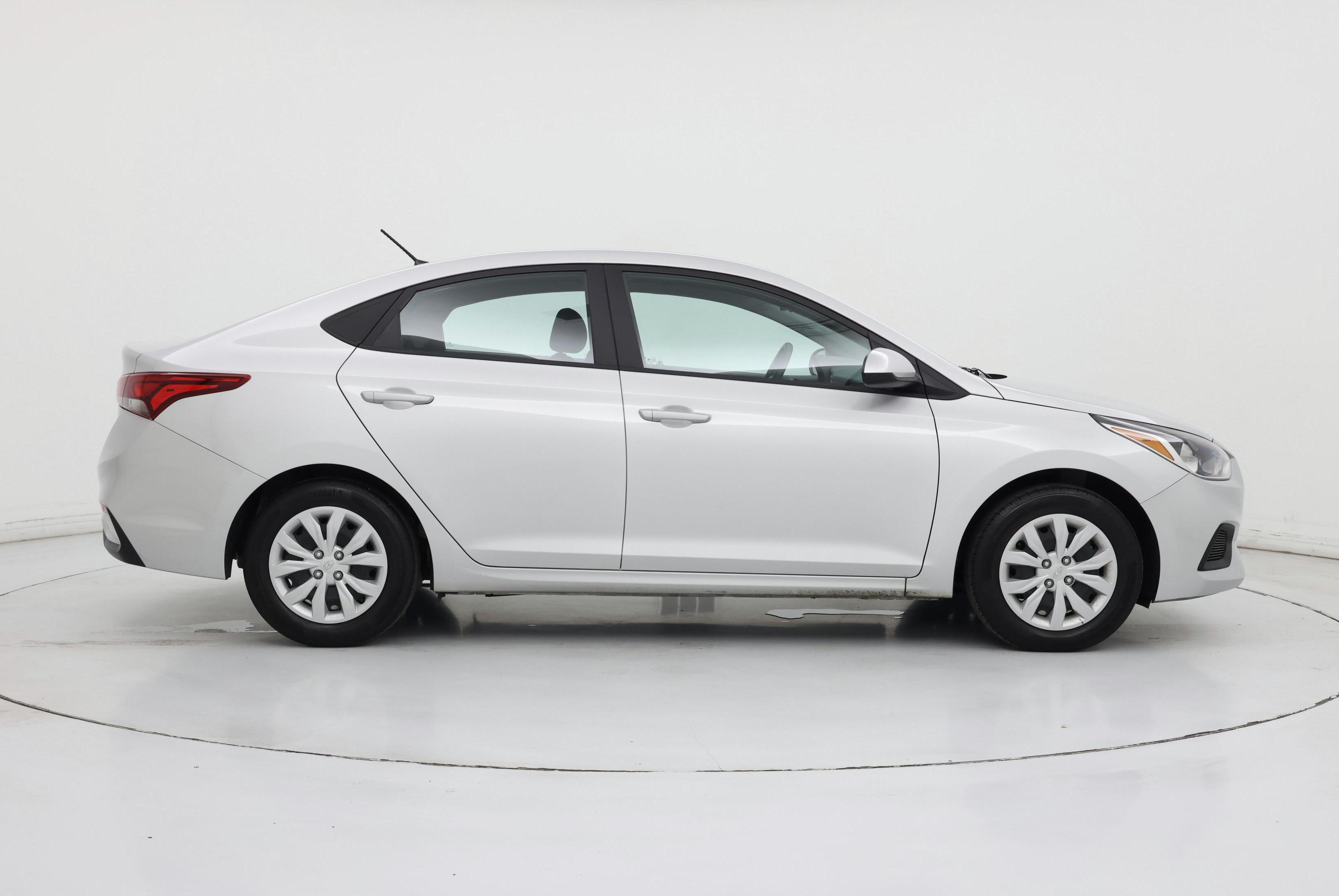 Thumbnail: 2022 Hyundai Accent - 7
