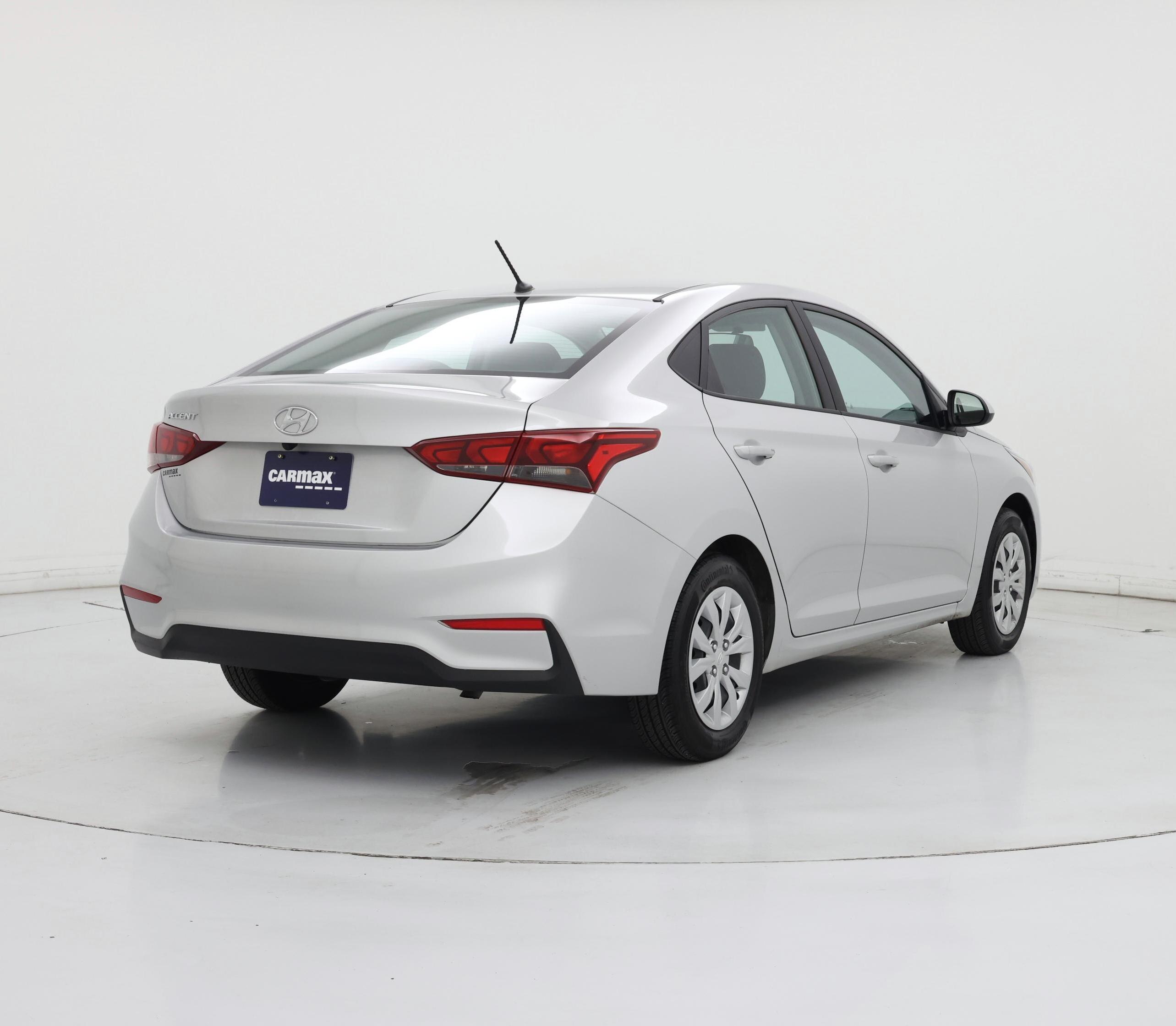 Thumbnail: 2022 Hyundai Accent - 8