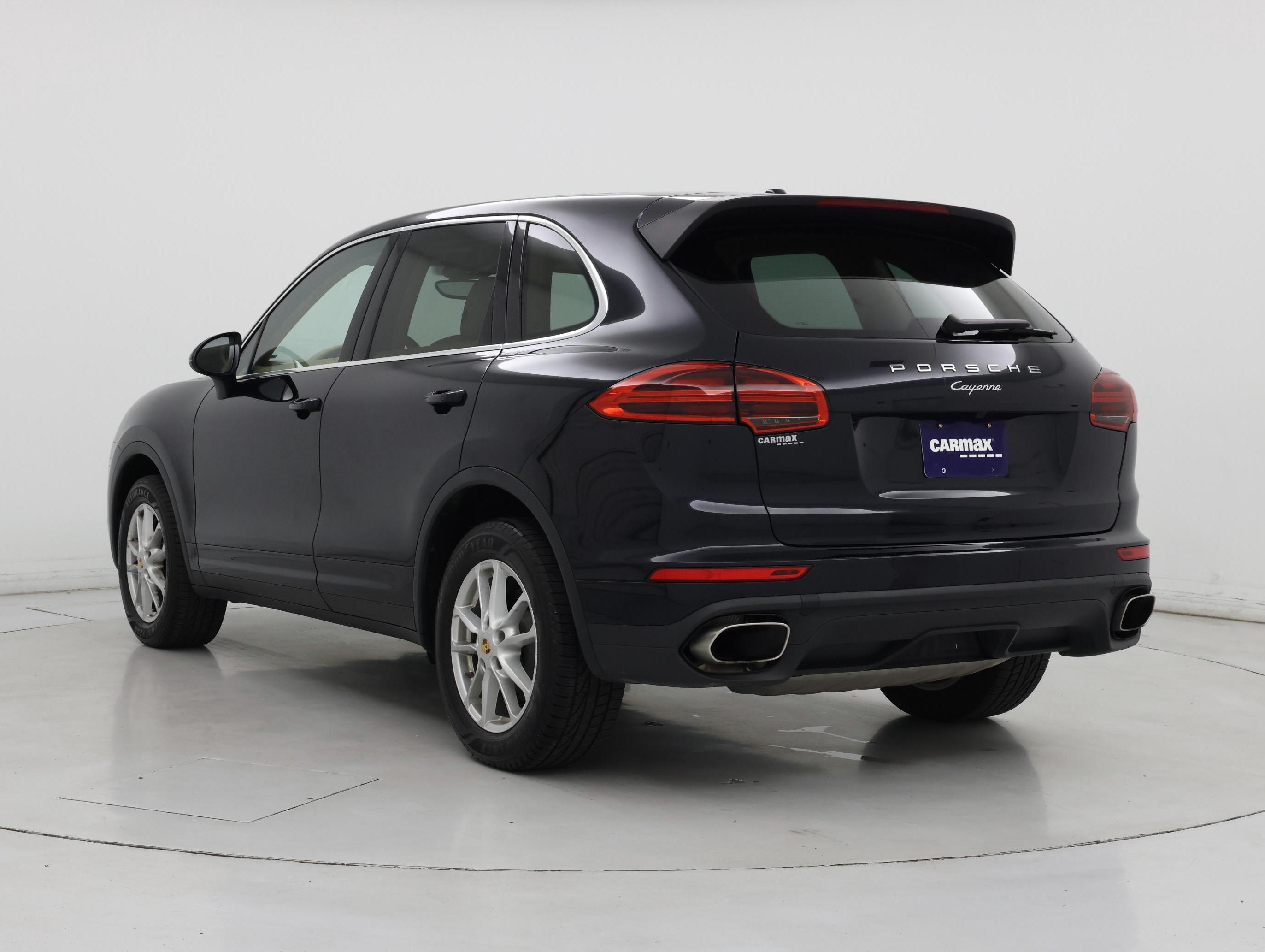 Thumbnail: 2016 Porsche Cayenne - 2