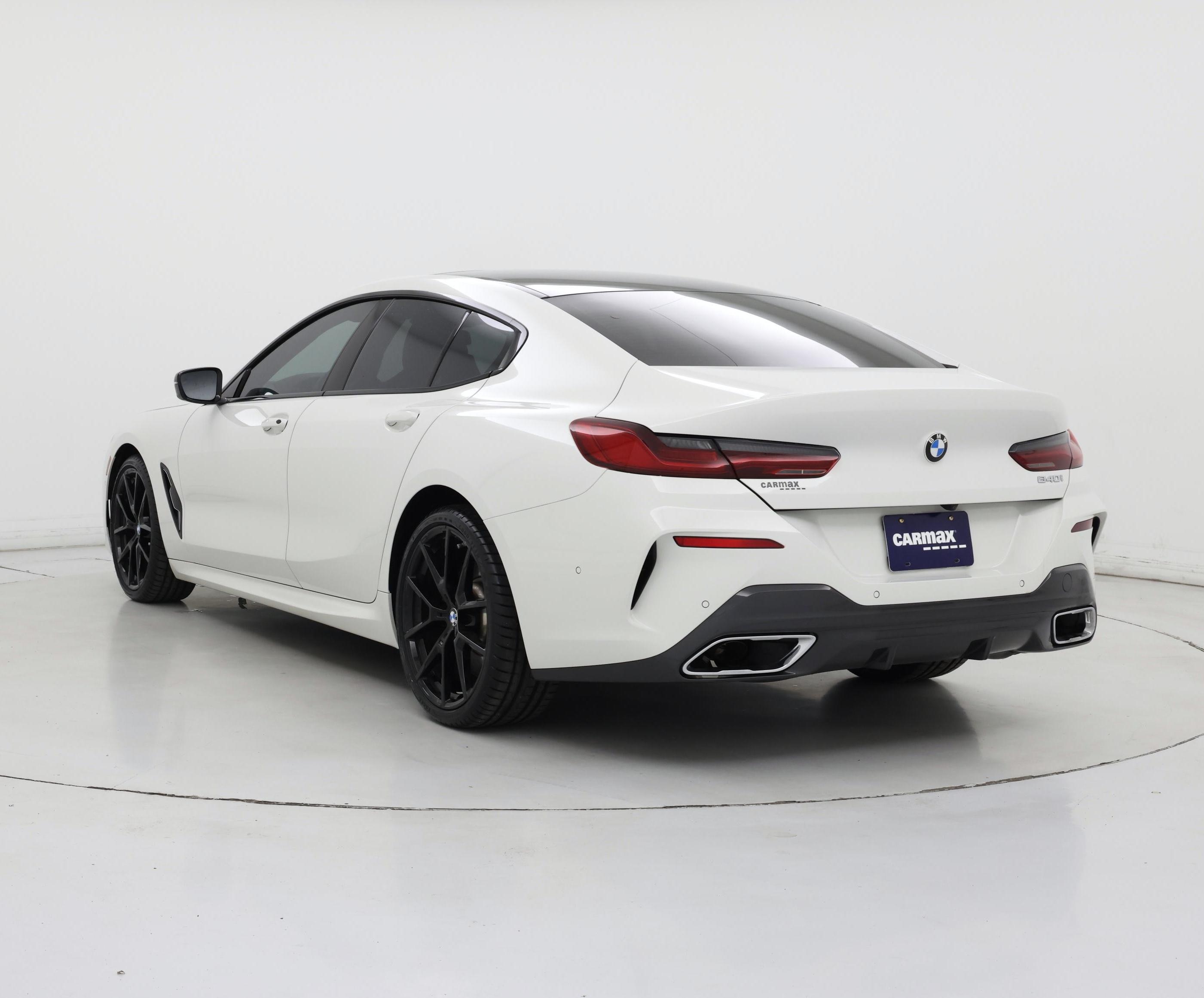 Thumbnail: 2022 BMW 8 Series - 2