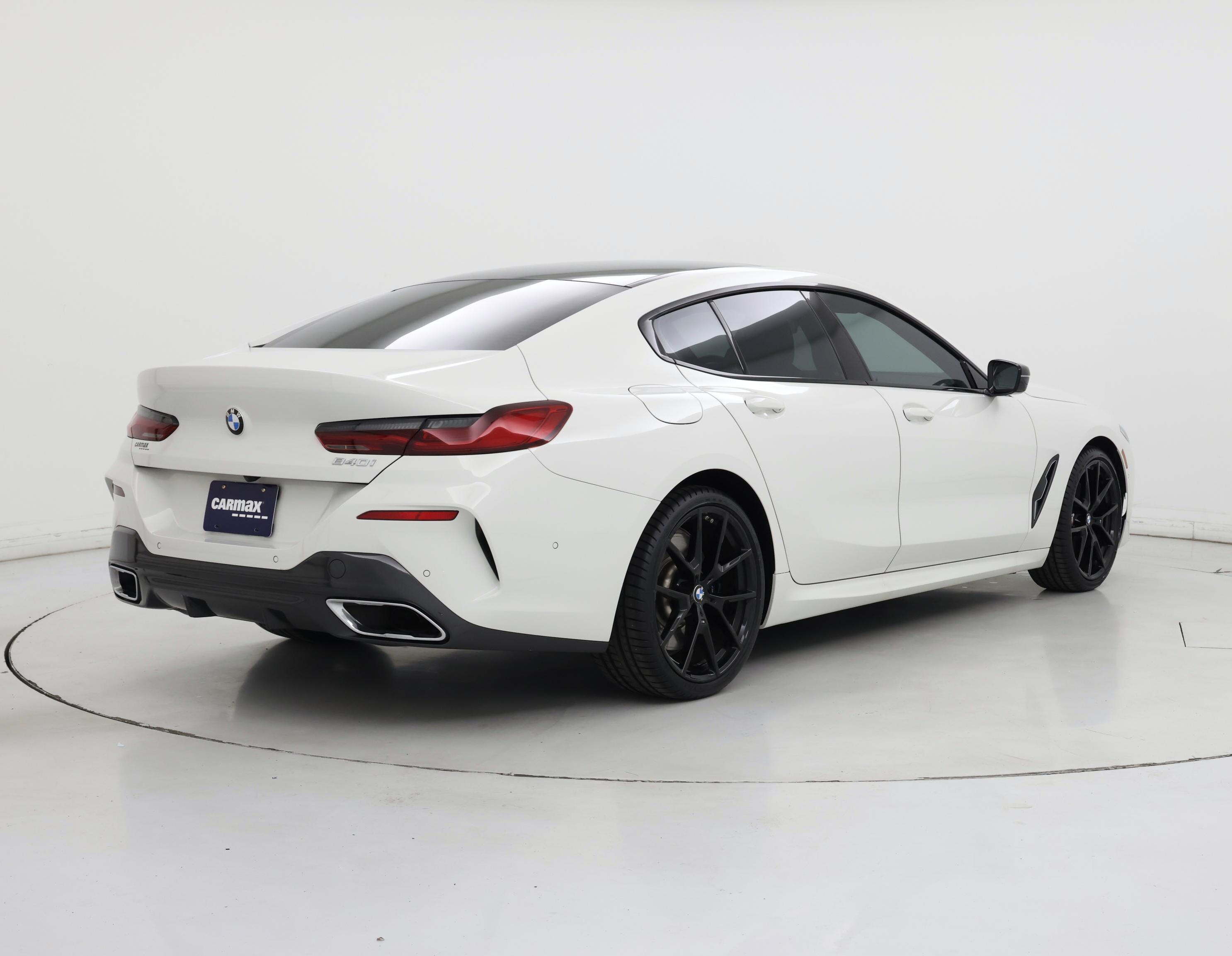 Thumbnail: 2022 BMW 8 Series - 8