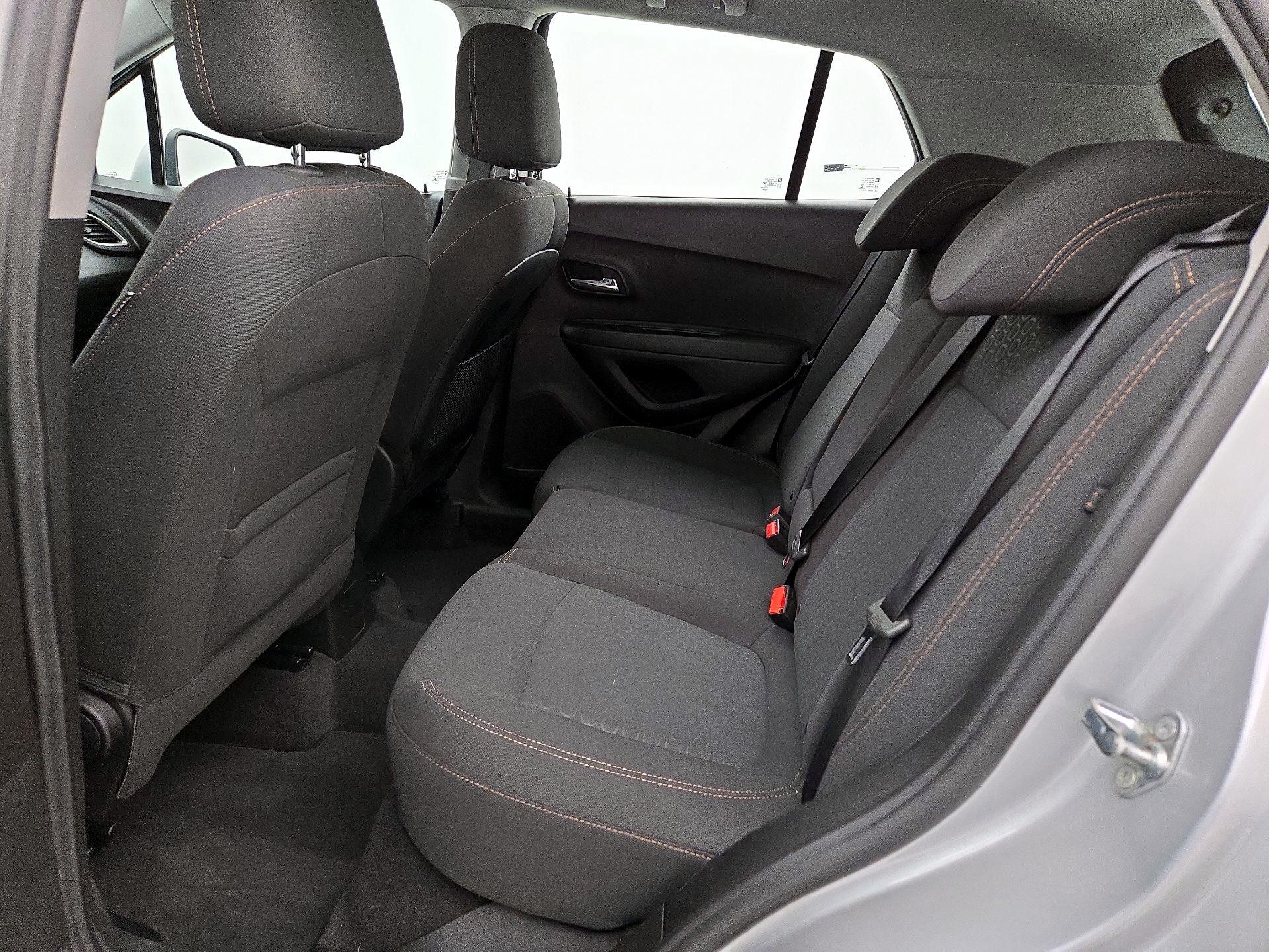 Thumbnail: 2018 Chevrolet Trax - 19