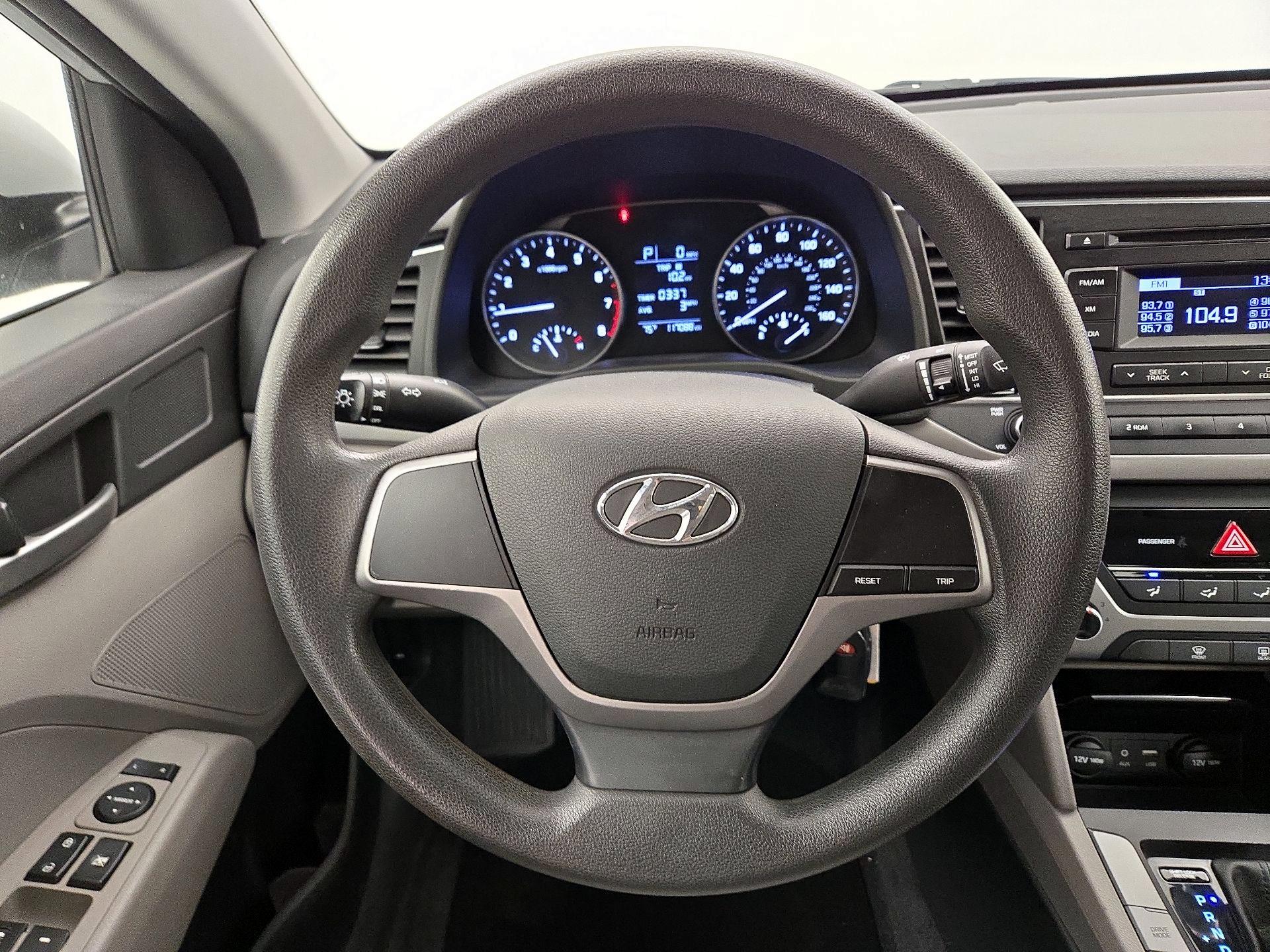 Thumbnail: 2017 Hyundai Elantra - 10