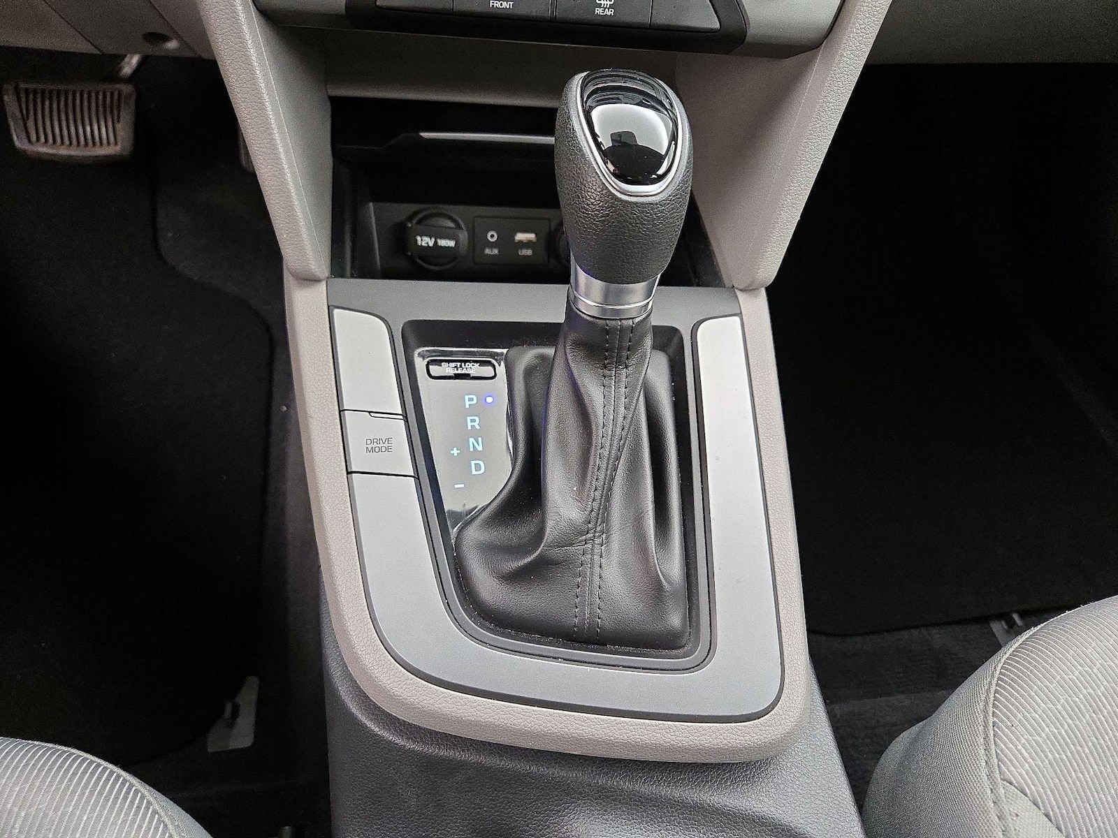 2017 Hyundai Elantra SE - Photo 17