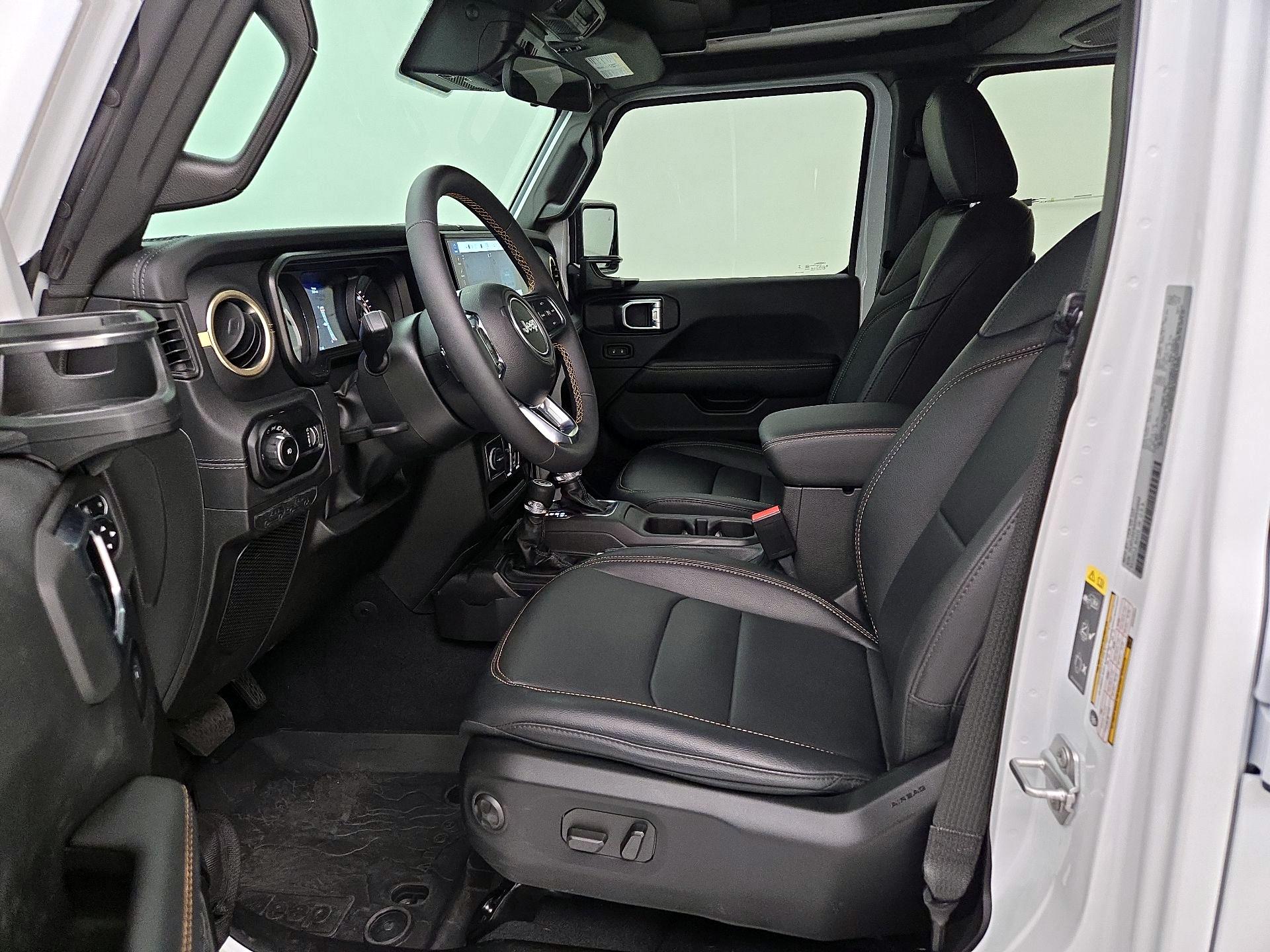 Thumbnail: 2025 Jeep Wrangler - 11