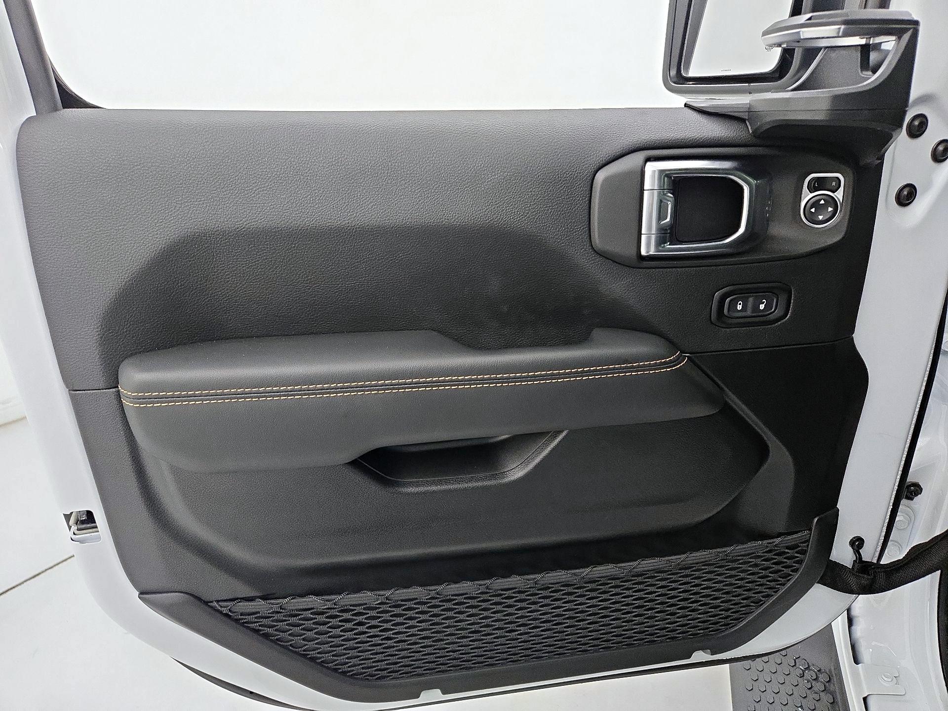 Thumbnail: 2025 Jeep Wrangler - 12