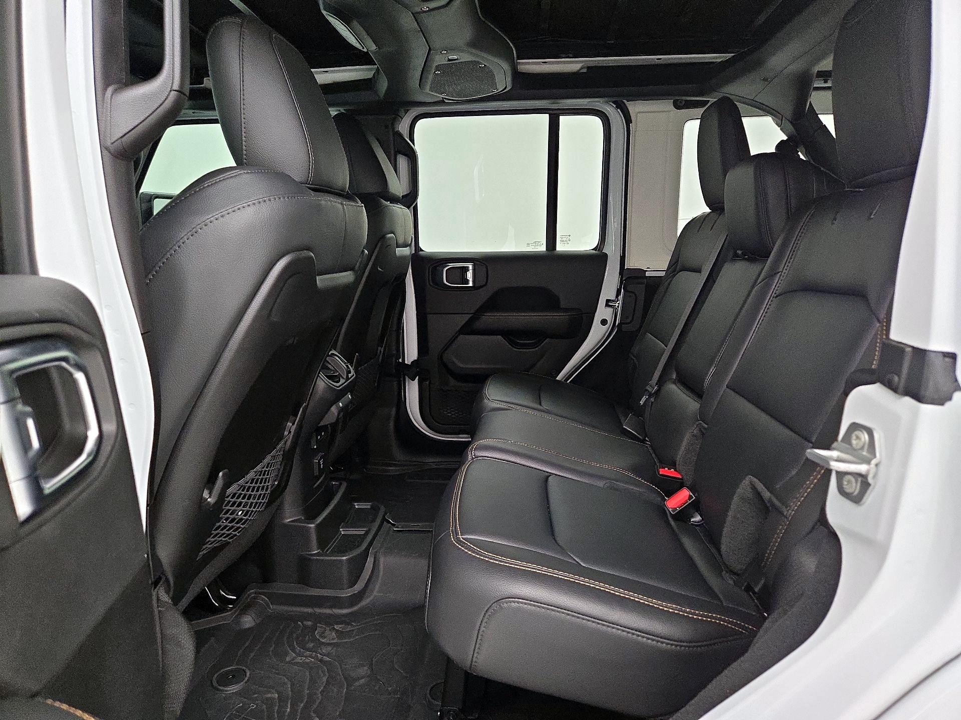 Thumbnail: 2025 Jeep Wrangler - 19