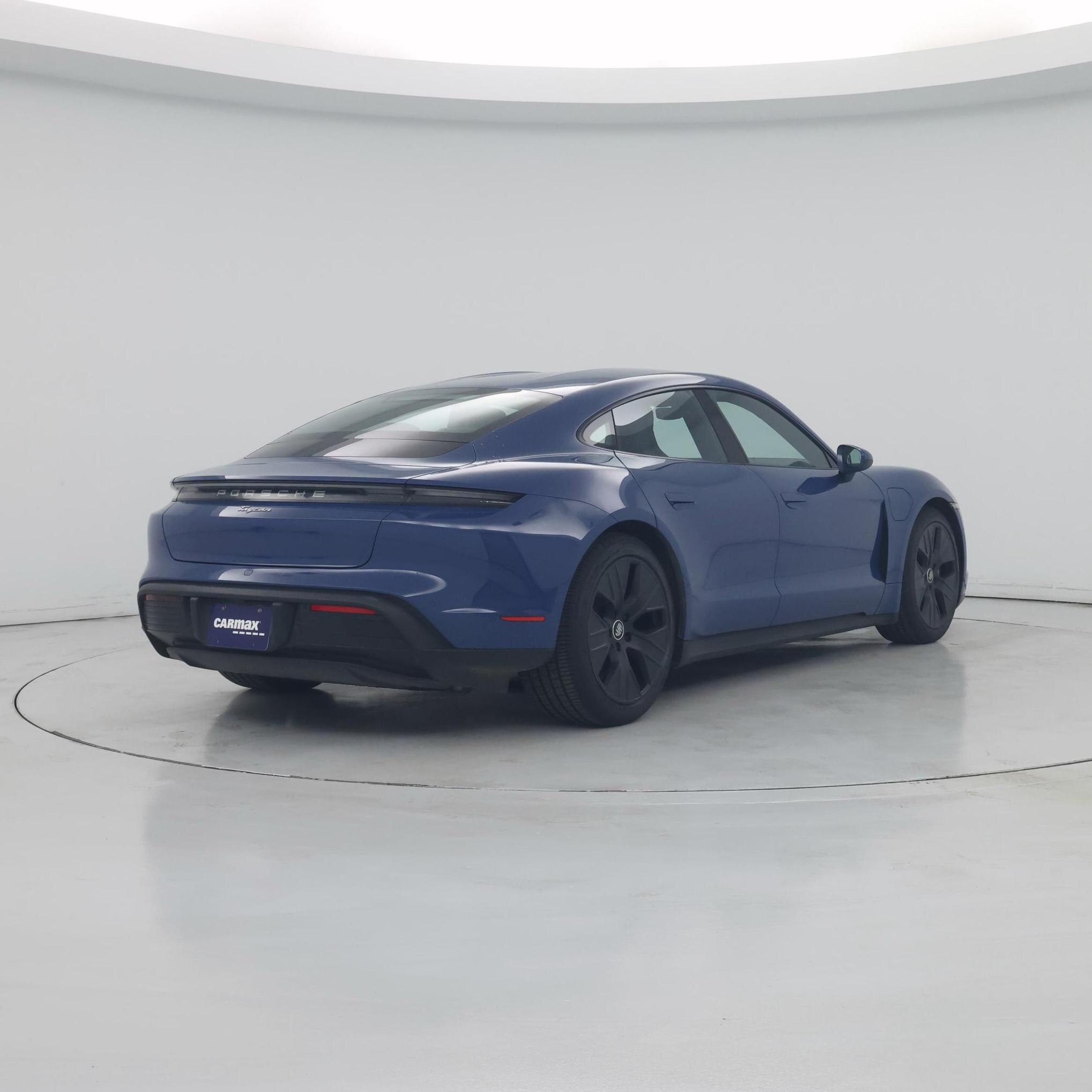 Thumbnail: 2022 Porsche Taycan - 8