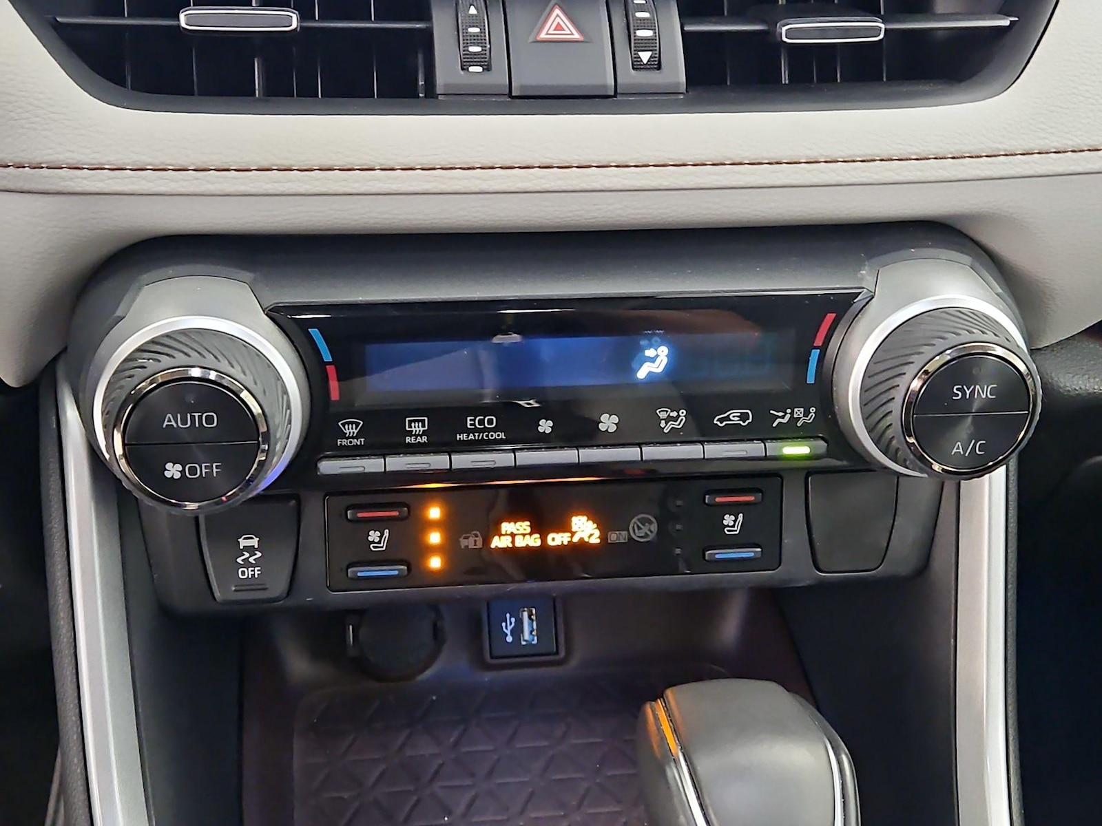 2024 Toyota RAV4 Limited - Photo 17