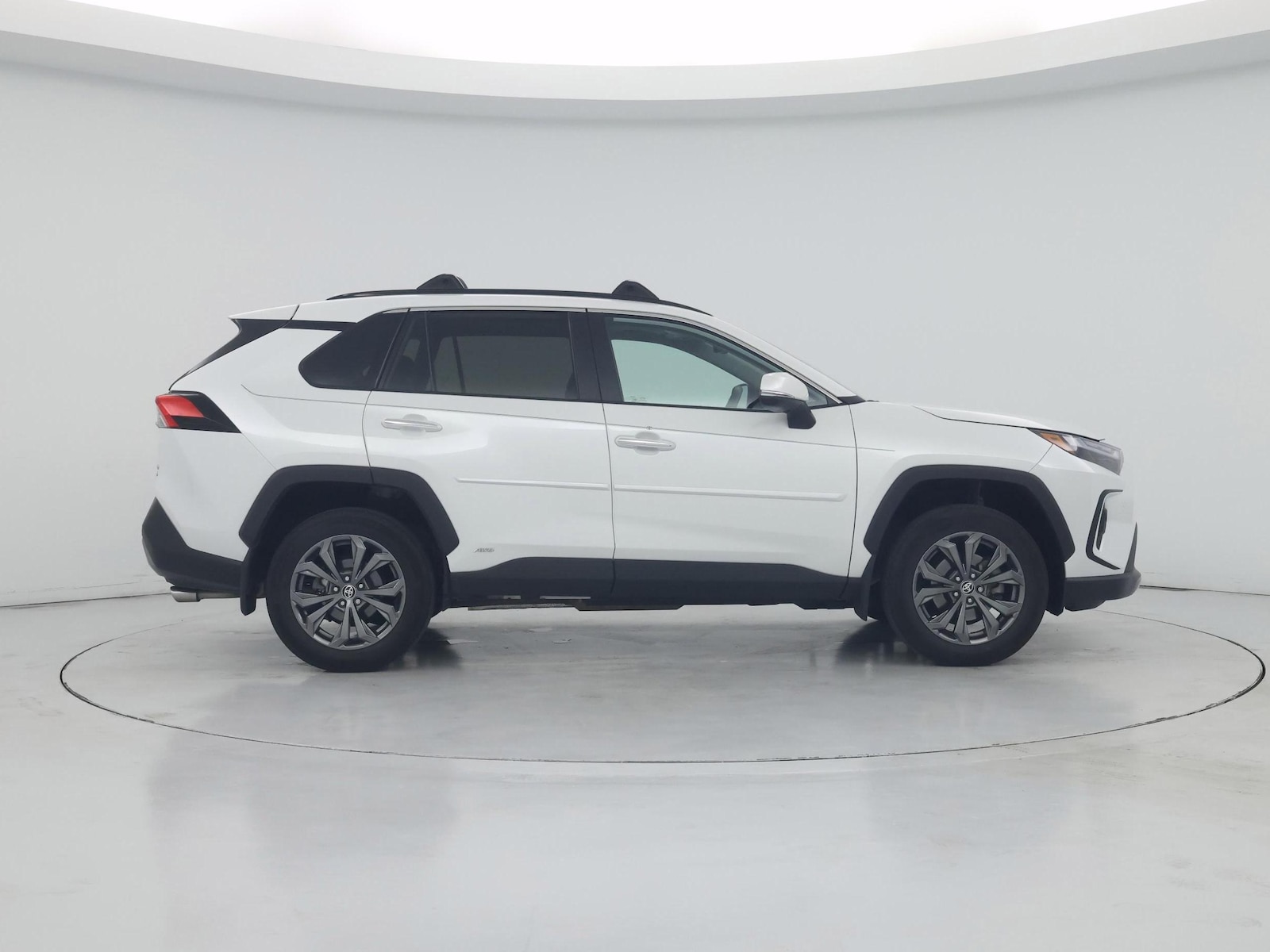 2024 Toyota RAV4 Limited - Photo 8
