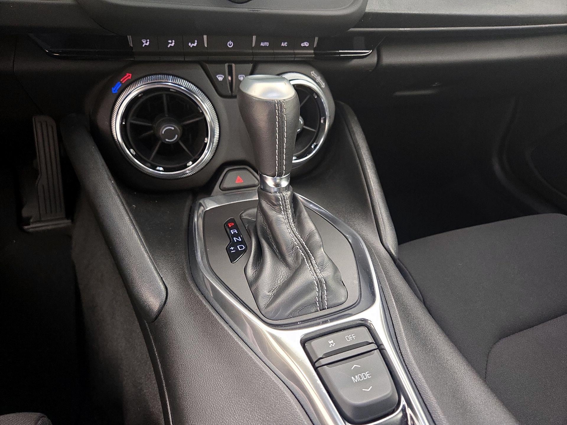 Thumbnail: 2018 Chevrolet Camaro - 17